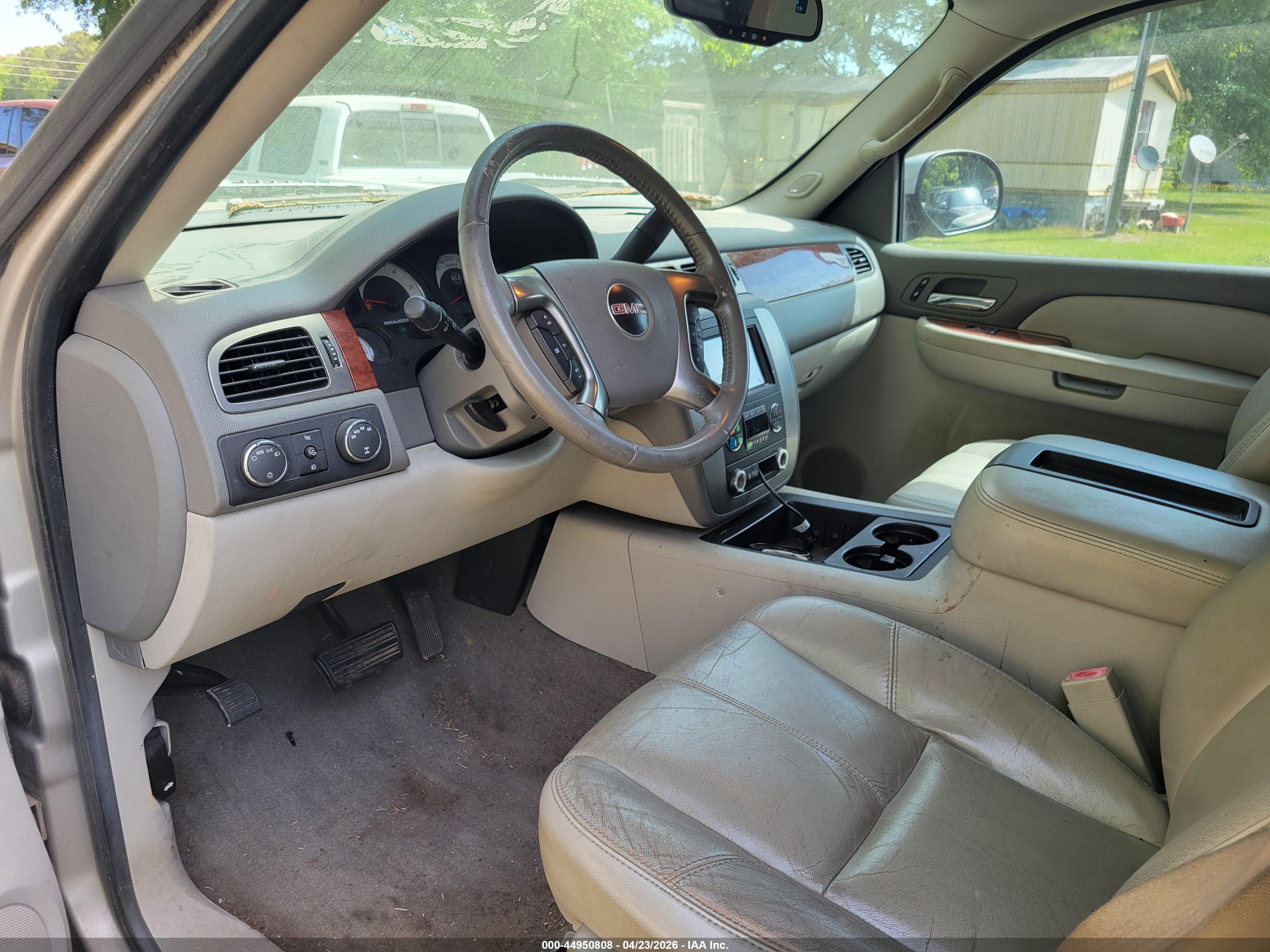 GMC SIERRA image 6