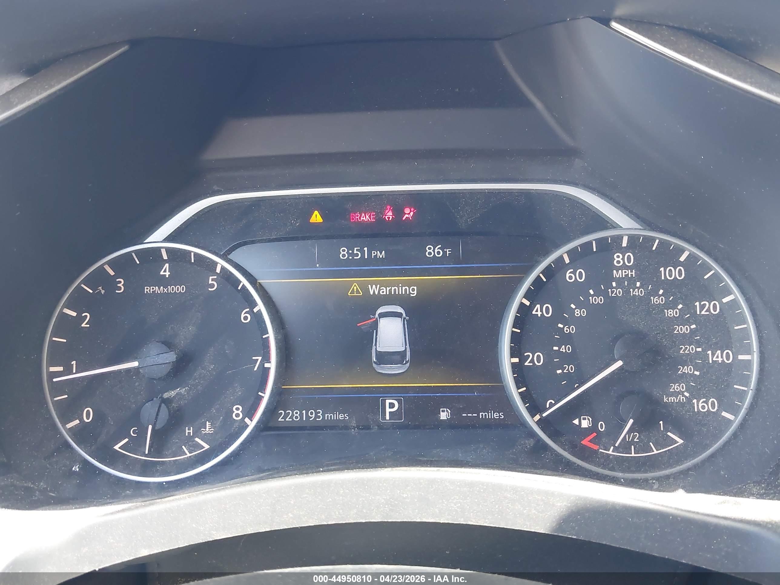 NISSAN MURANO image 7