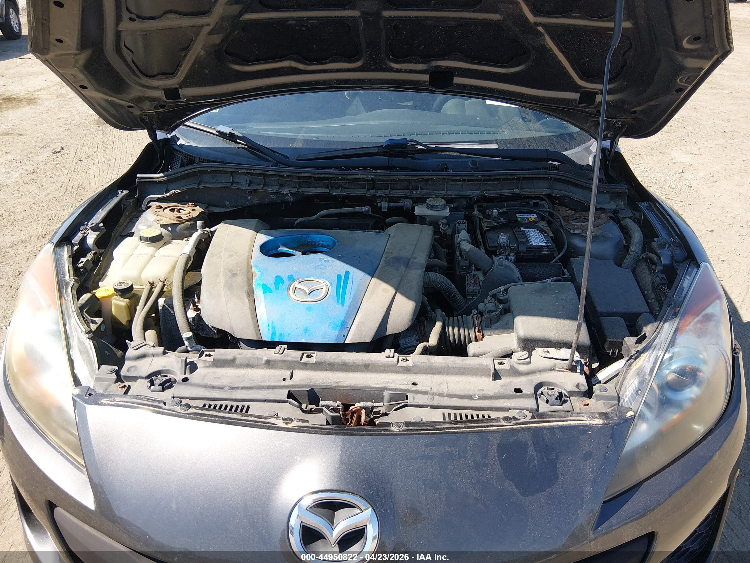 MAZDA MAZDA3 image 10