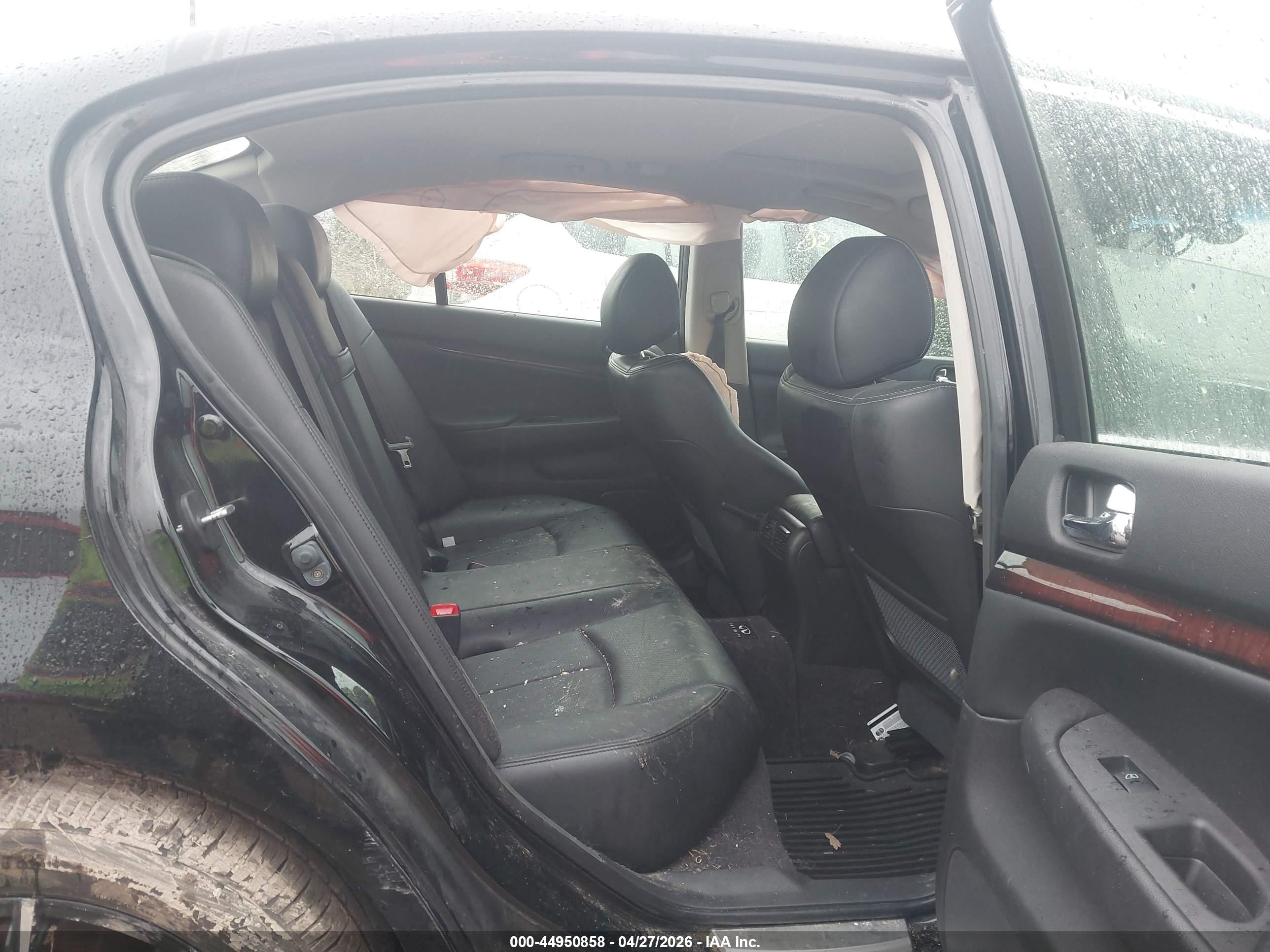 INFINITI G37X image 8