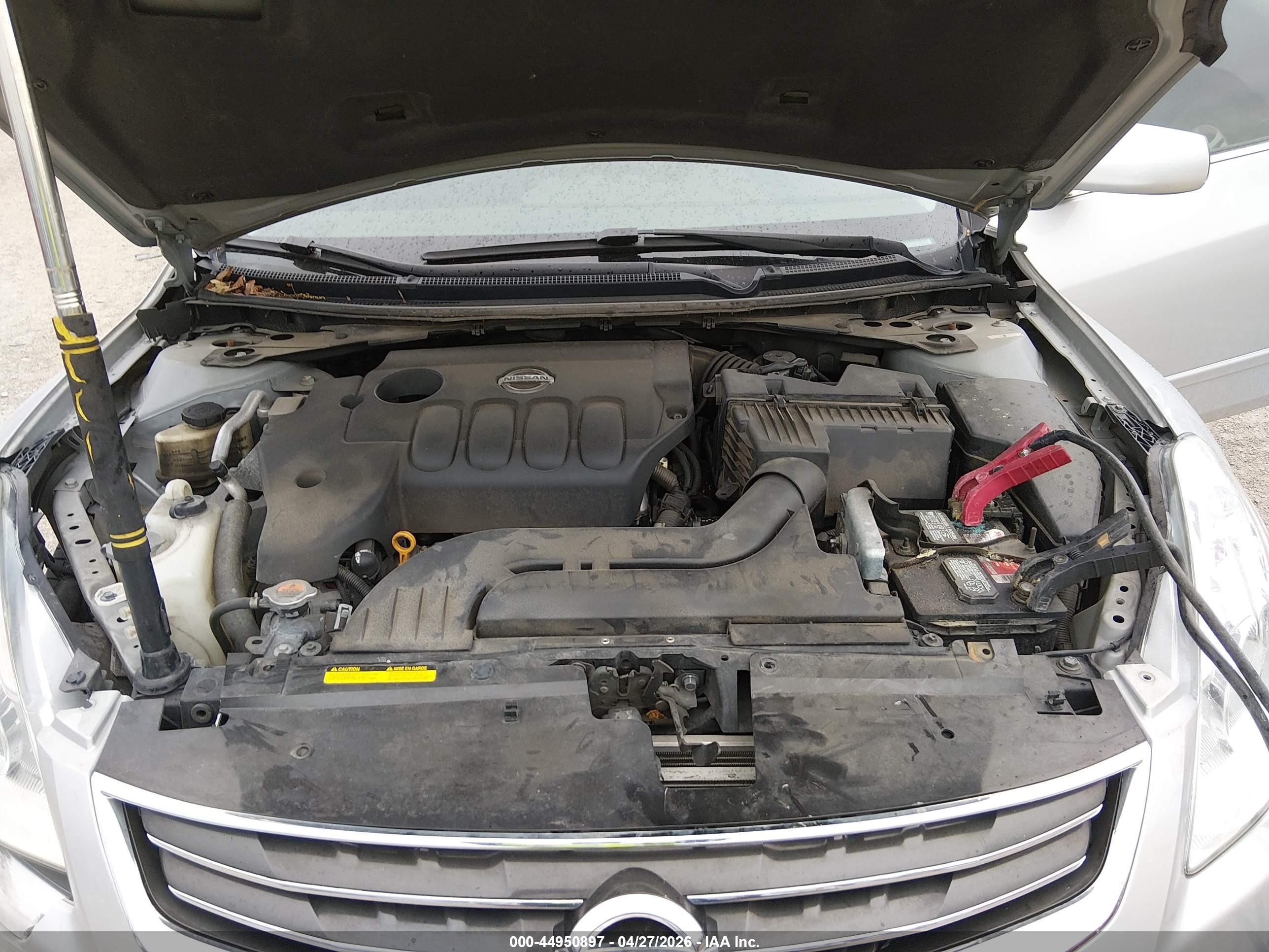 NISSAN ALTIMA image 10