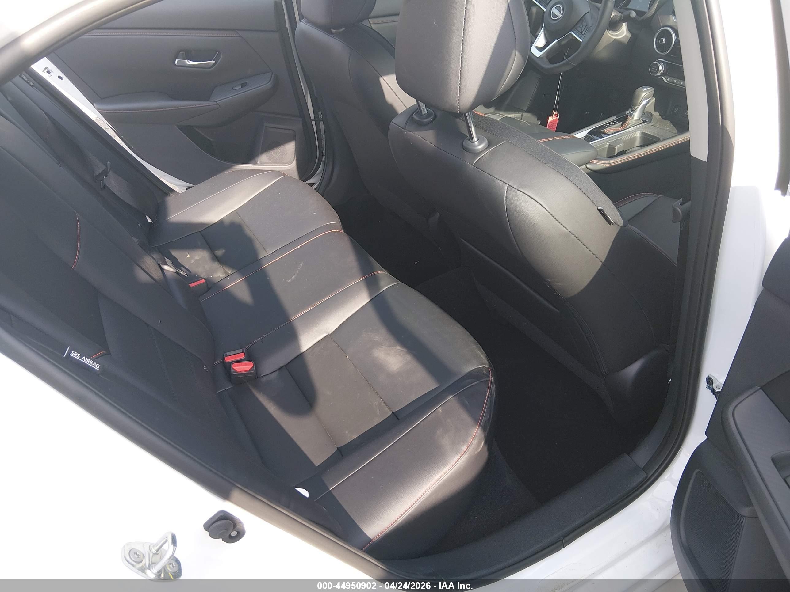 NISSAN SENTRA image 8
