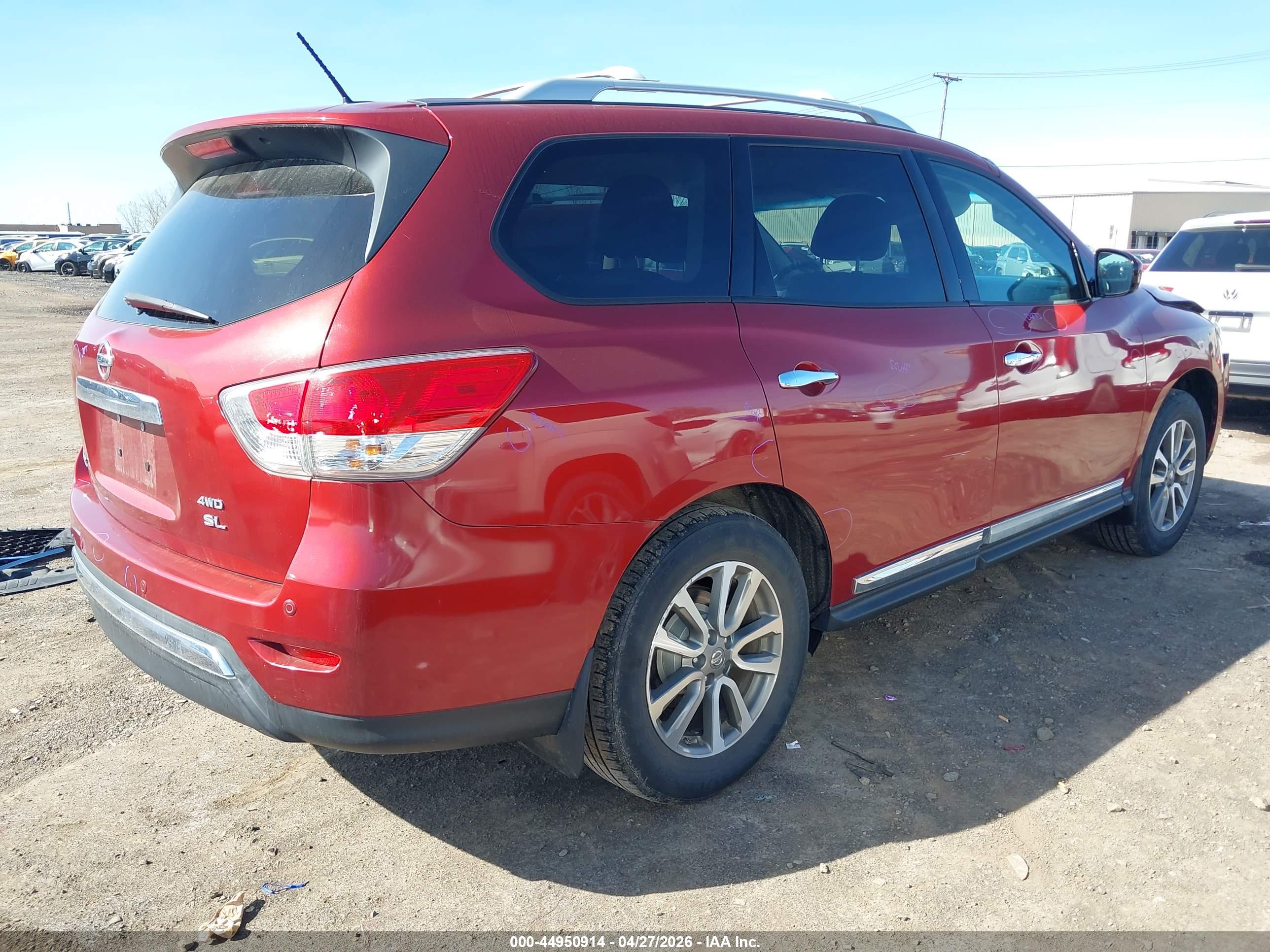 NISSAN PATHFINDER image 4