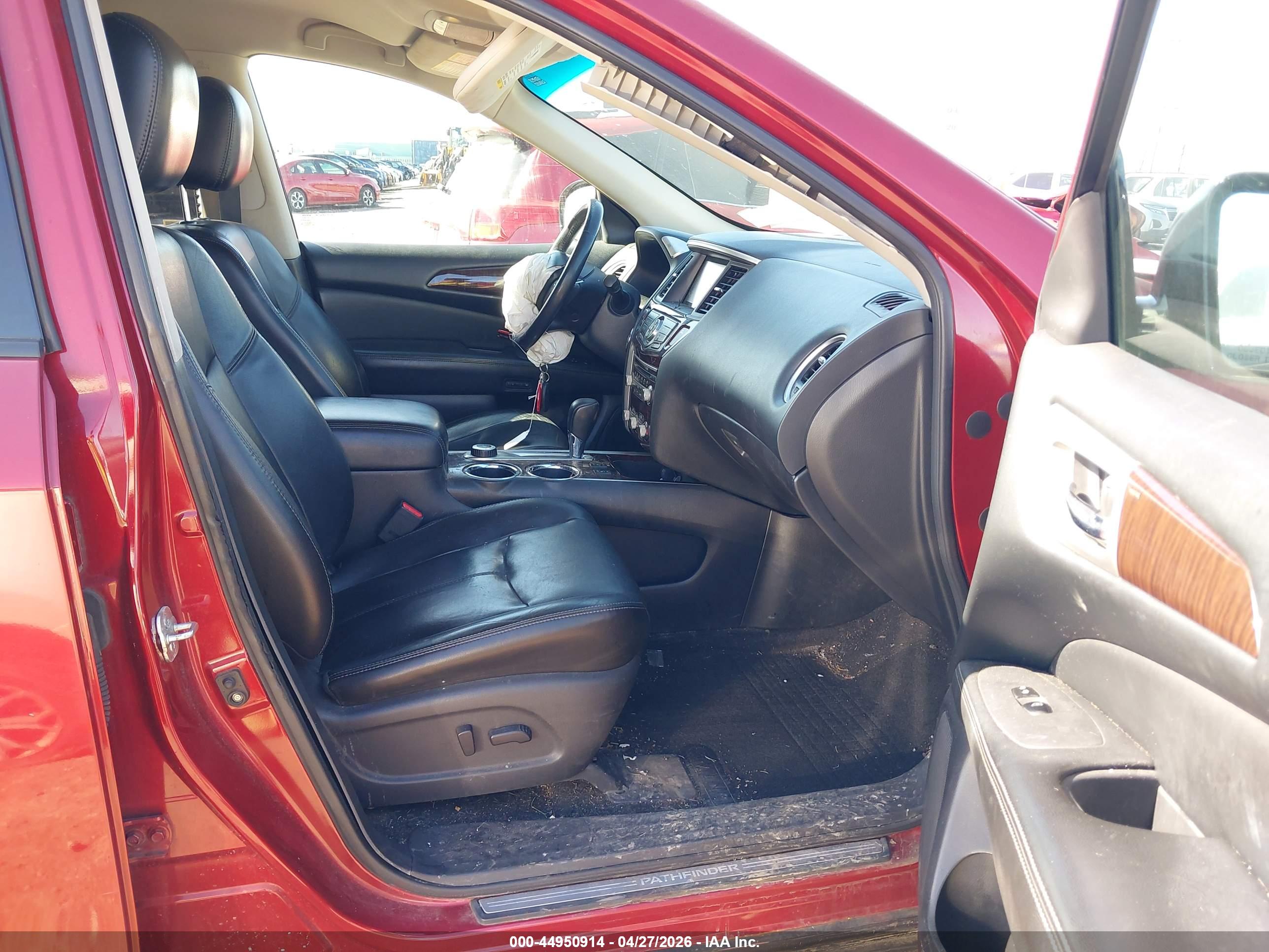 NISSAN PATHFINDER image 5