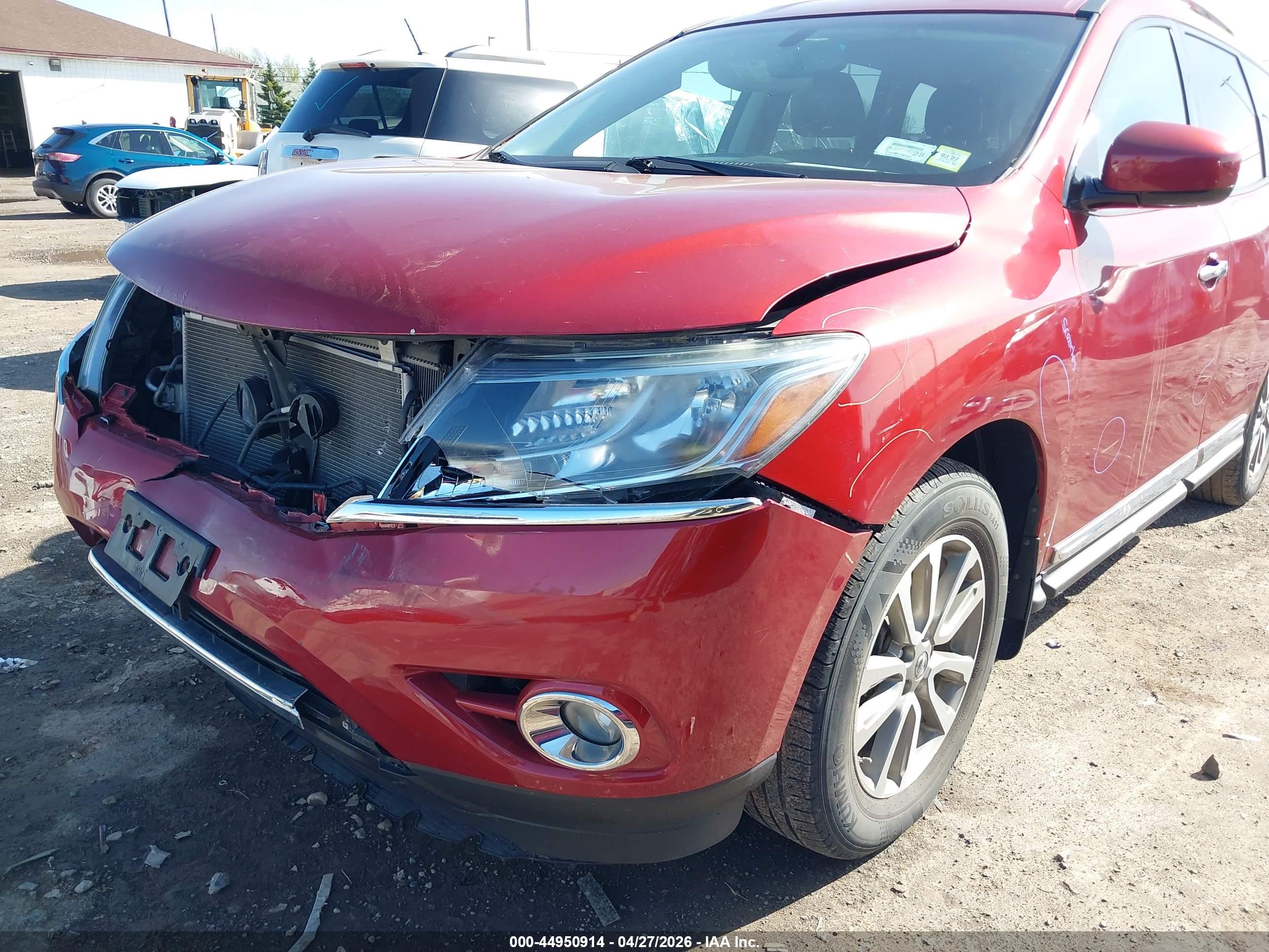 NISSAN PATHFINDER image 6