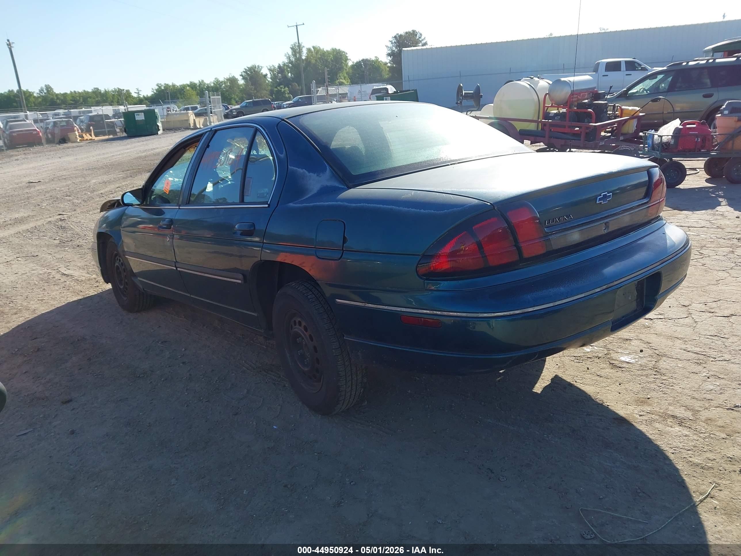CHEVROLET LUMINA image 3
