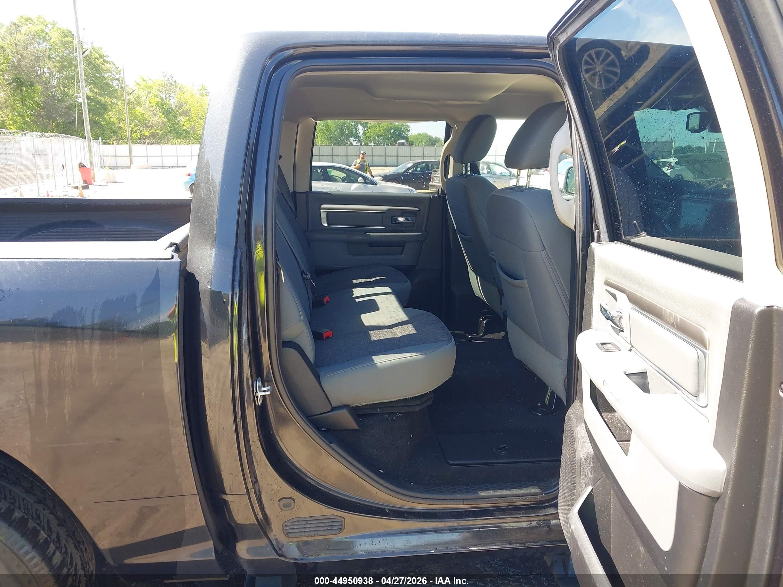 RAM 1500 image 8