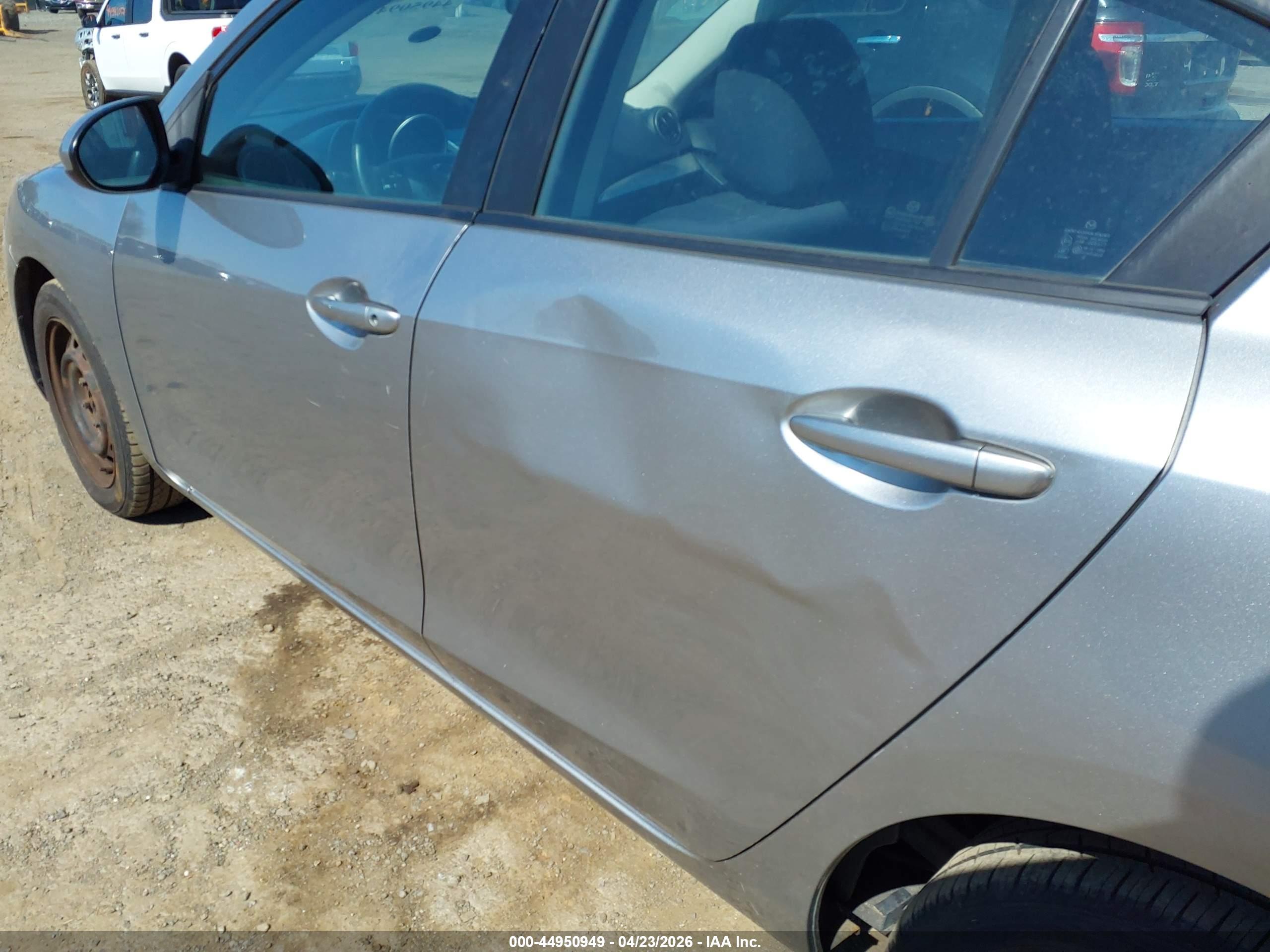 MAZDA MAZDA3 image 6