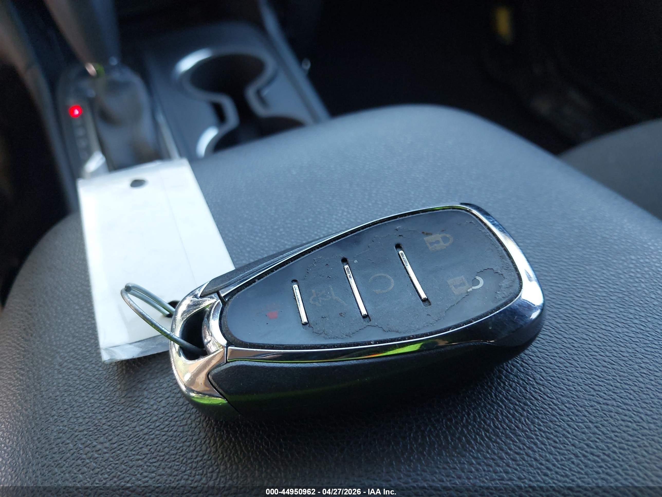 CHEVROLET EQUINOX image 11