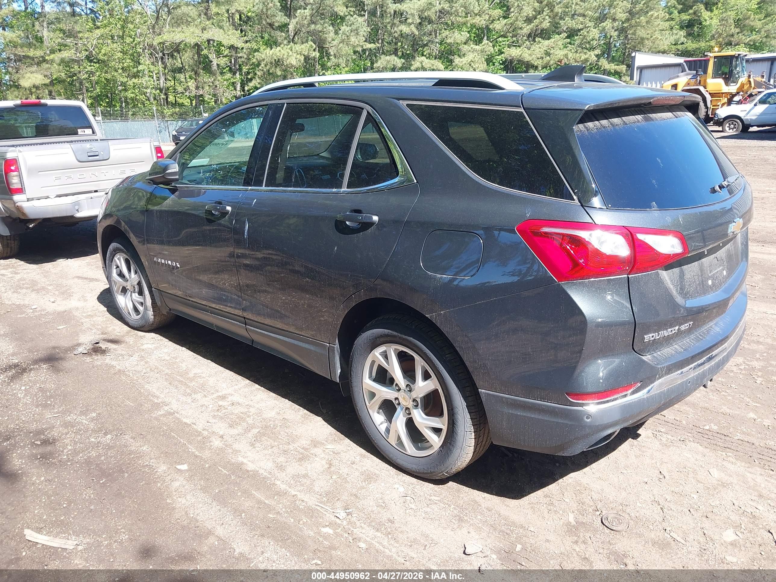 CHEVROLET EQUINOX image 3