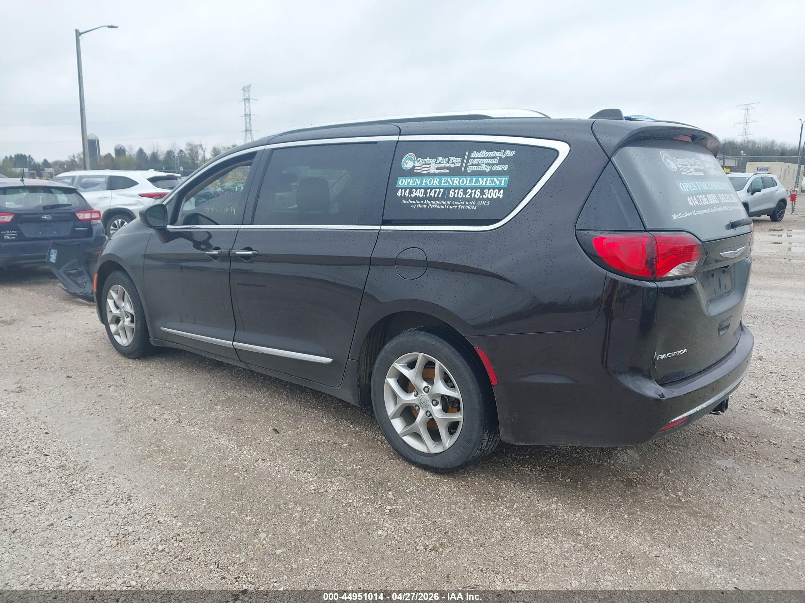 CHRYSLER PACIFICA image 3