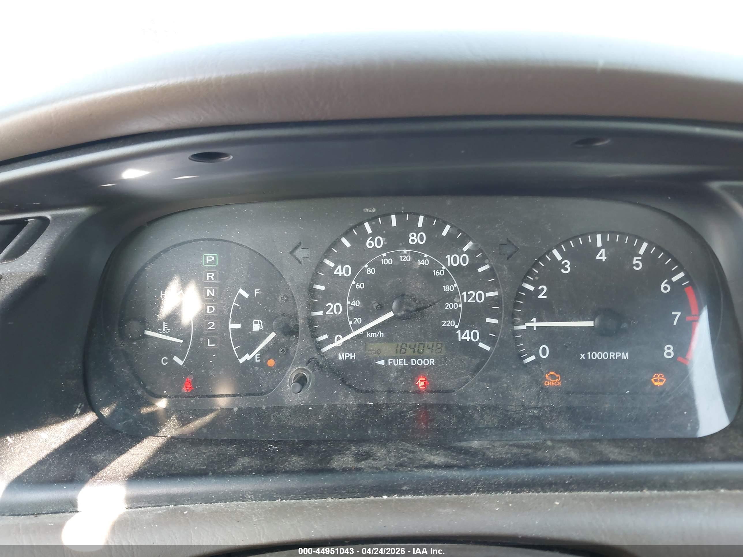 TOYOTA CAMRY image 7