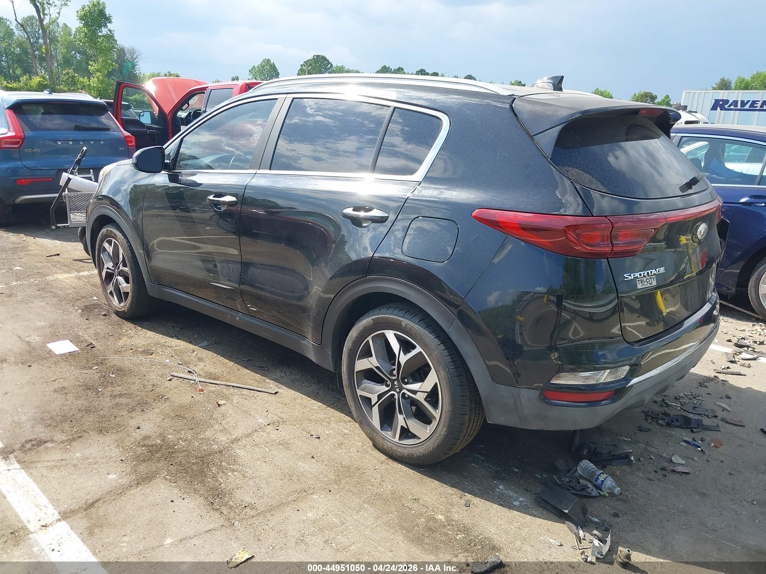 KIA SPORTAGE image 3