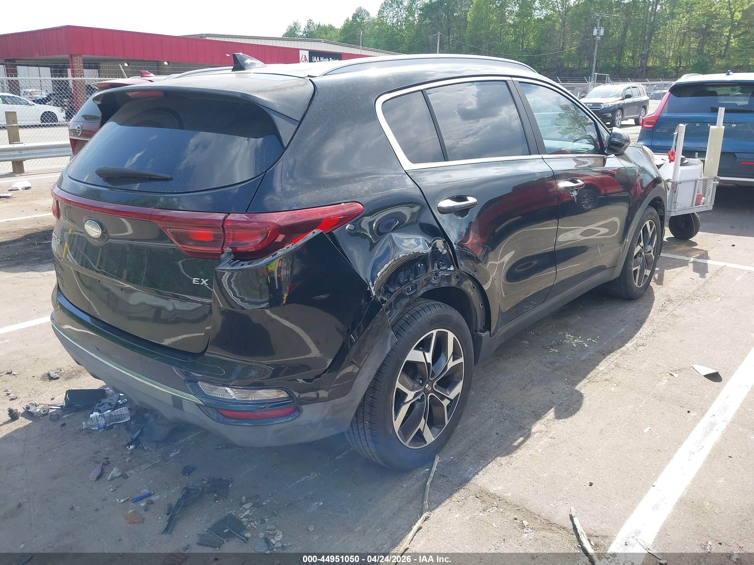 KIA SPORTAGE image 4