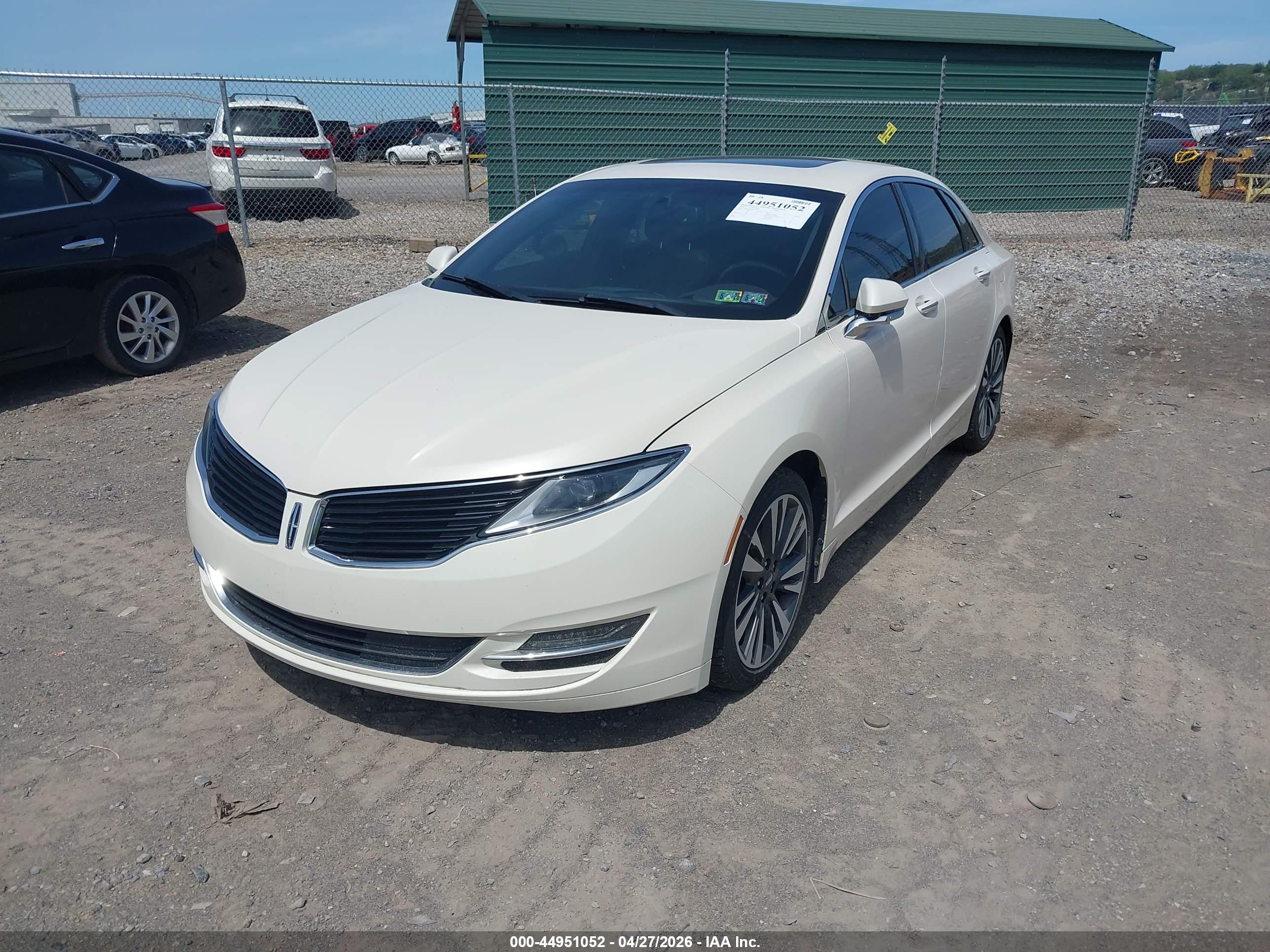 LINCOLN MKZ image 2