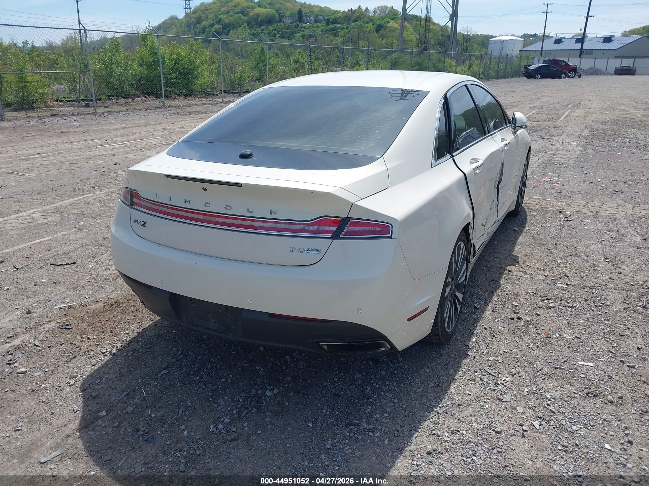 LINCOLN MKZ image 4