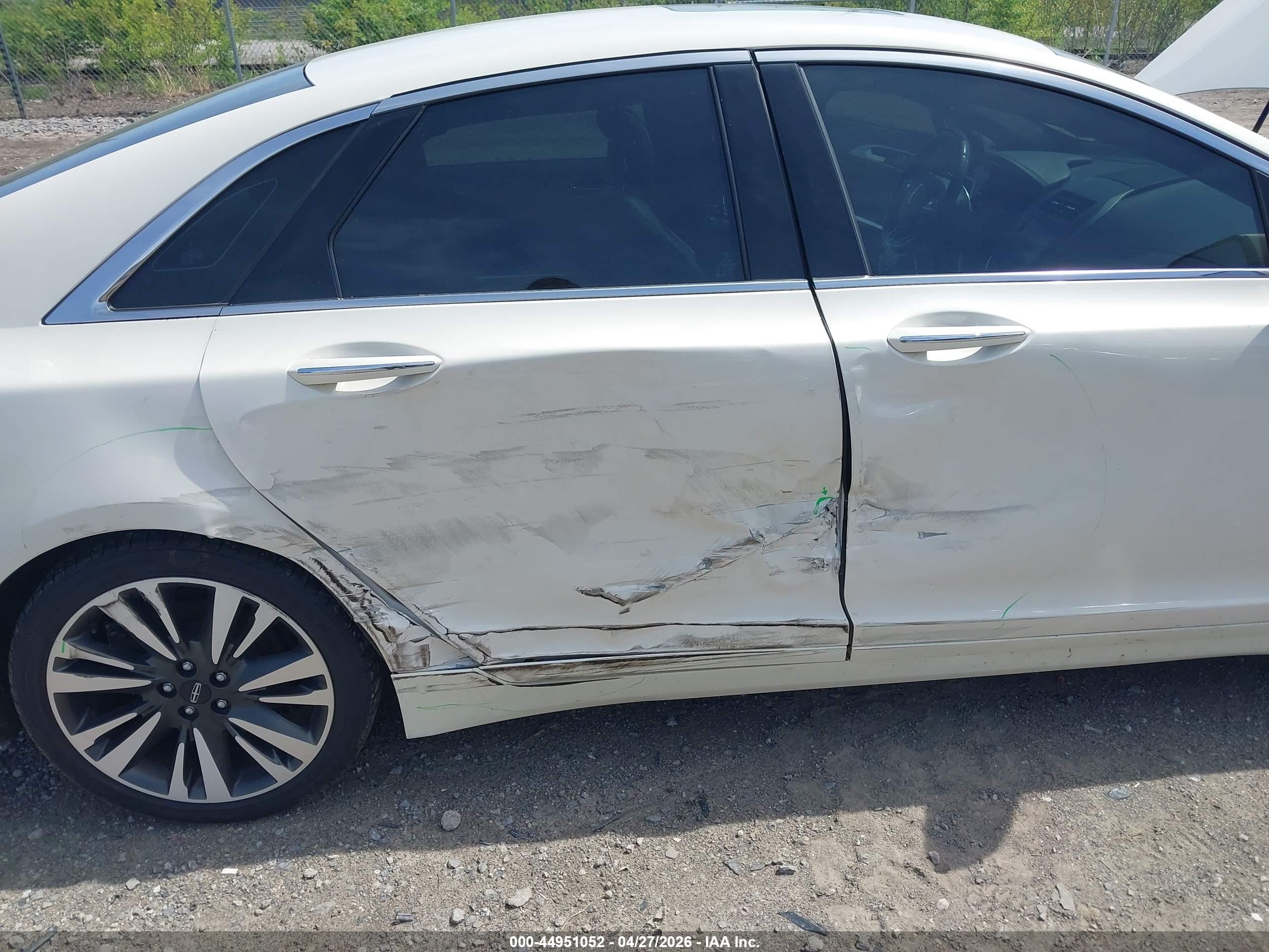 LINCOLN MKZ image 6