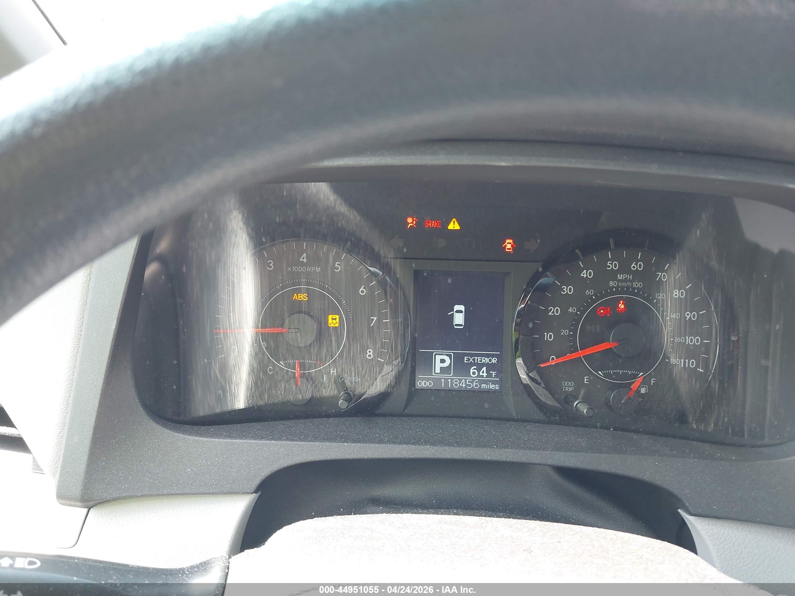 TOYOTA SIENNA image 7