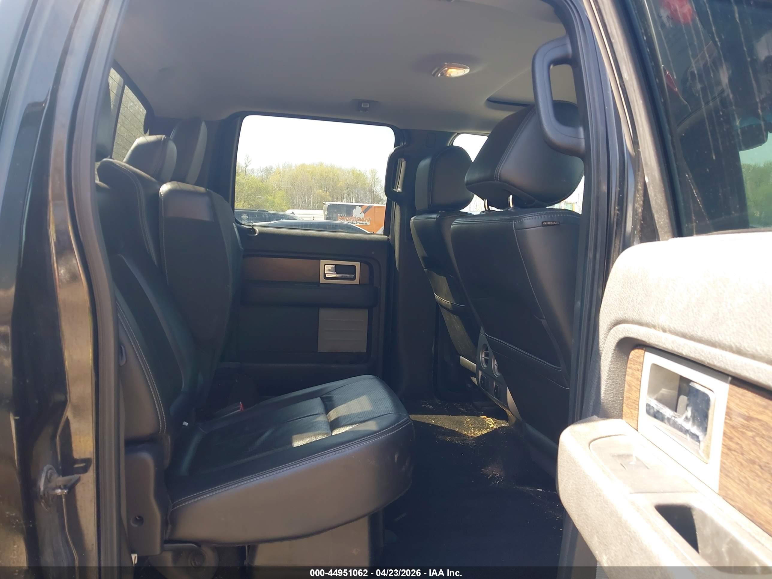 FORD F-150 image 8