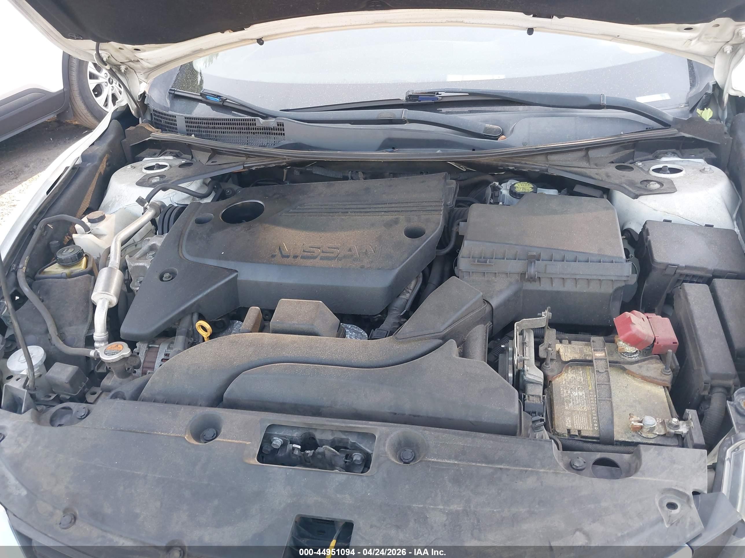 NISSAN ALTIMA image 10