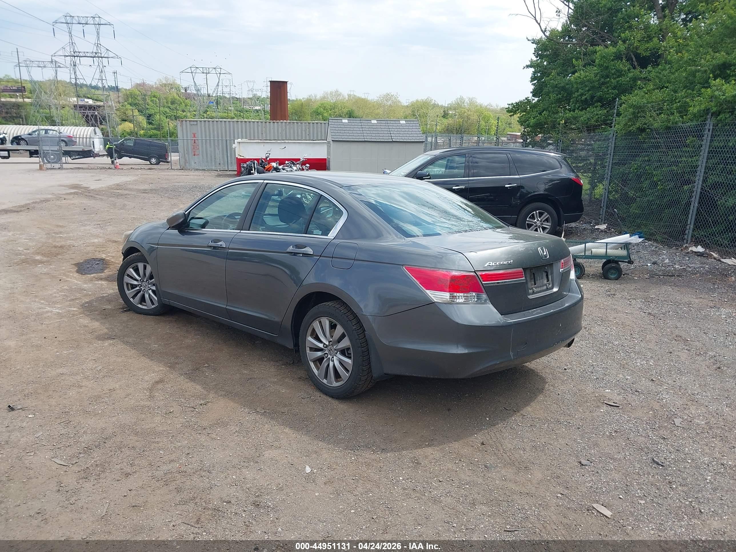 HONDA ACCORD image 3