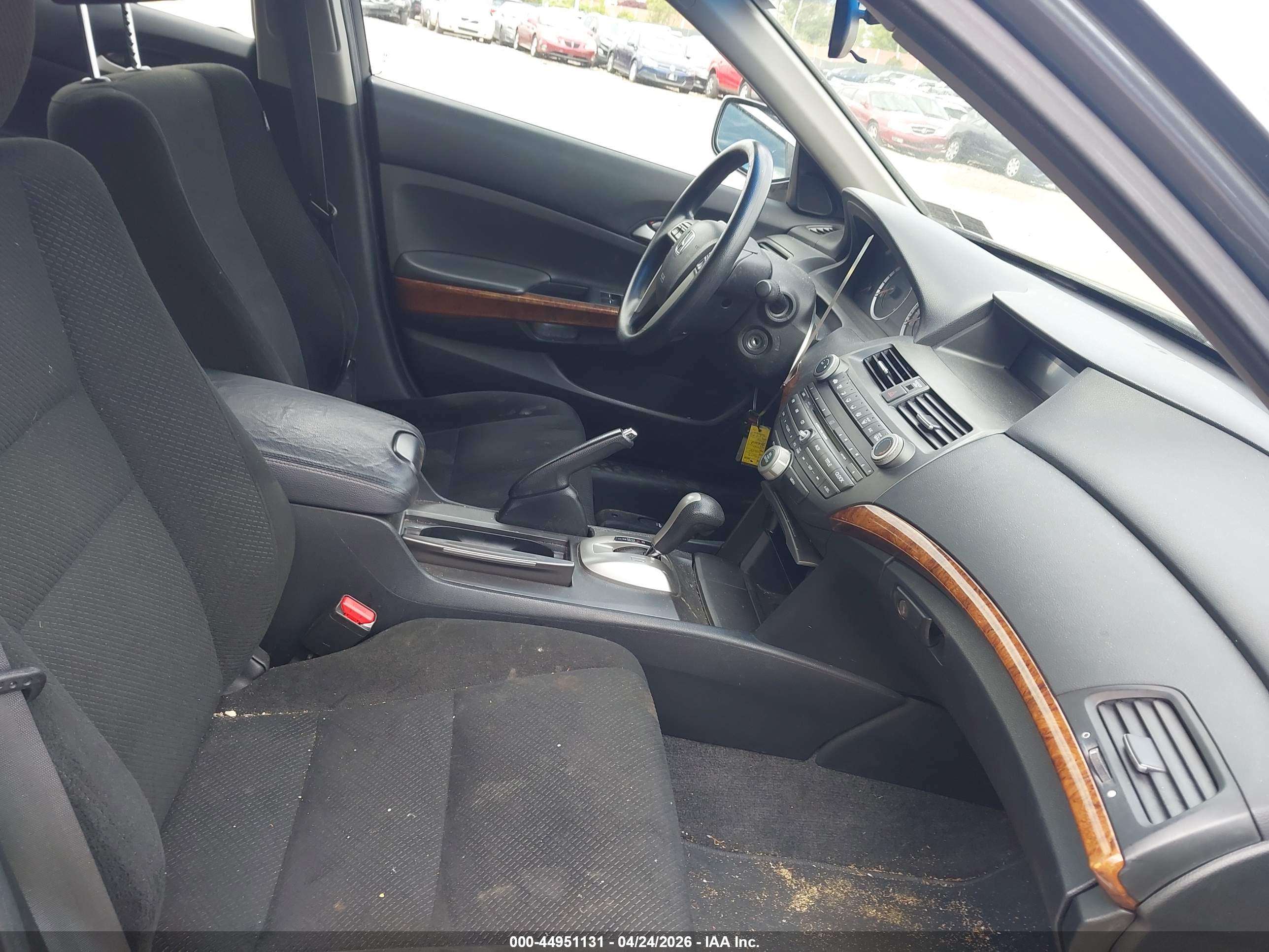 HONDA ACCORD image 5