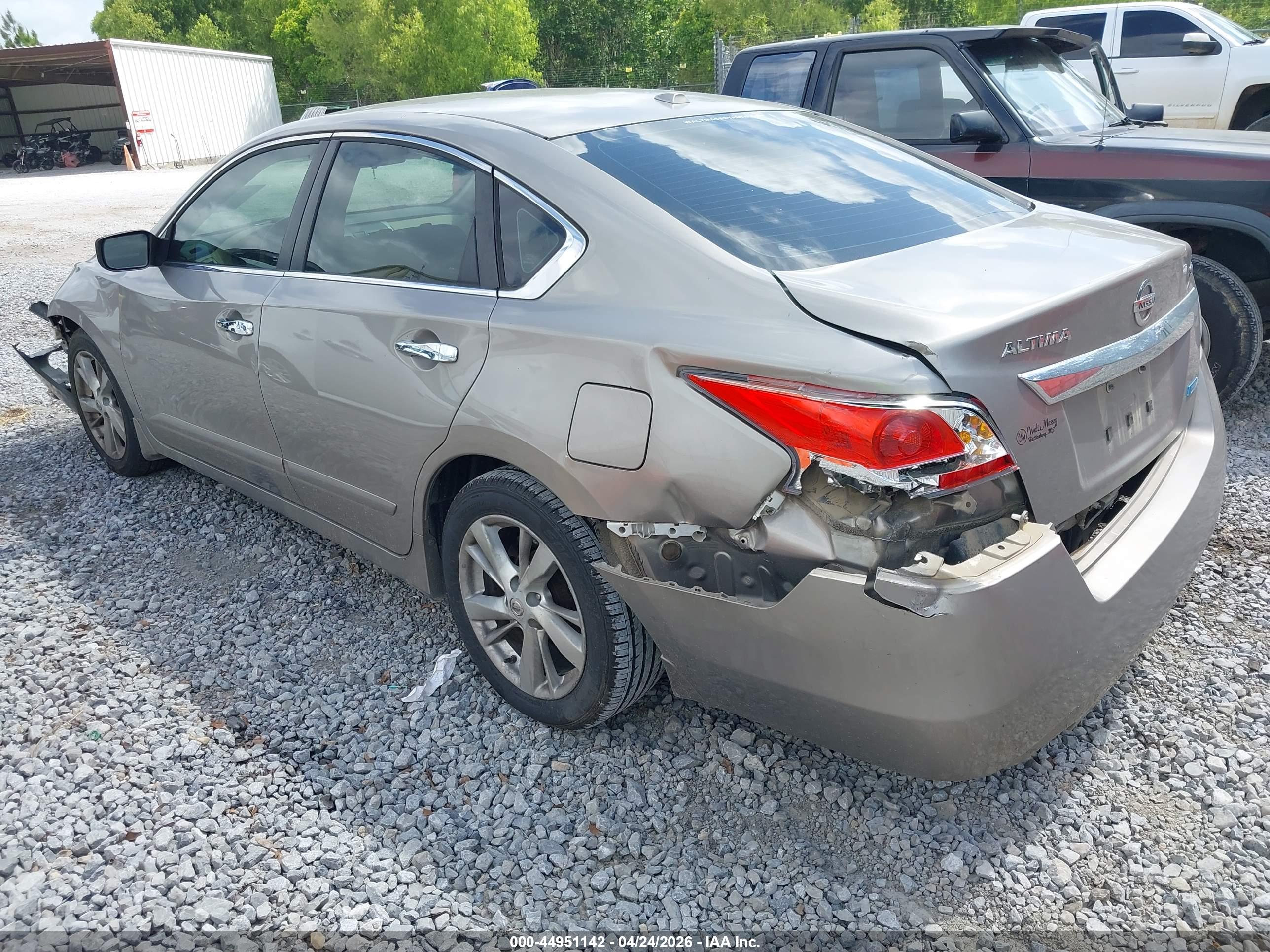 NISSAN ALTIMA image 3