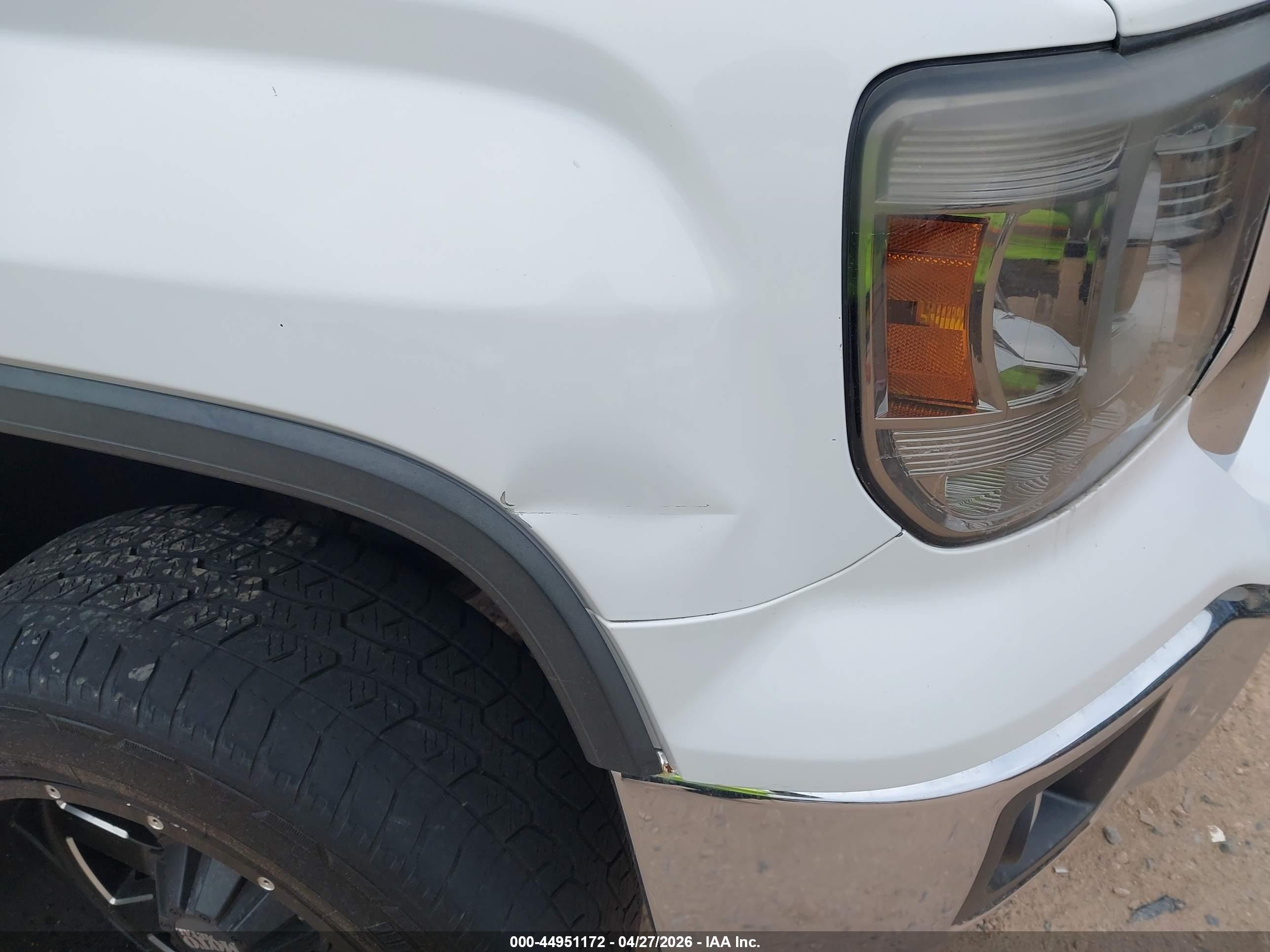 GMC SIERRA image 6