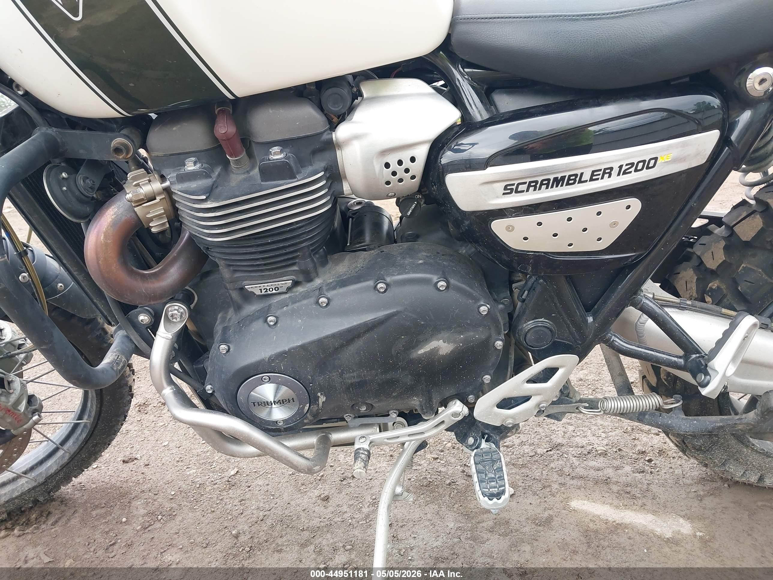 TRIUMPH MOTORCYCLE image 9