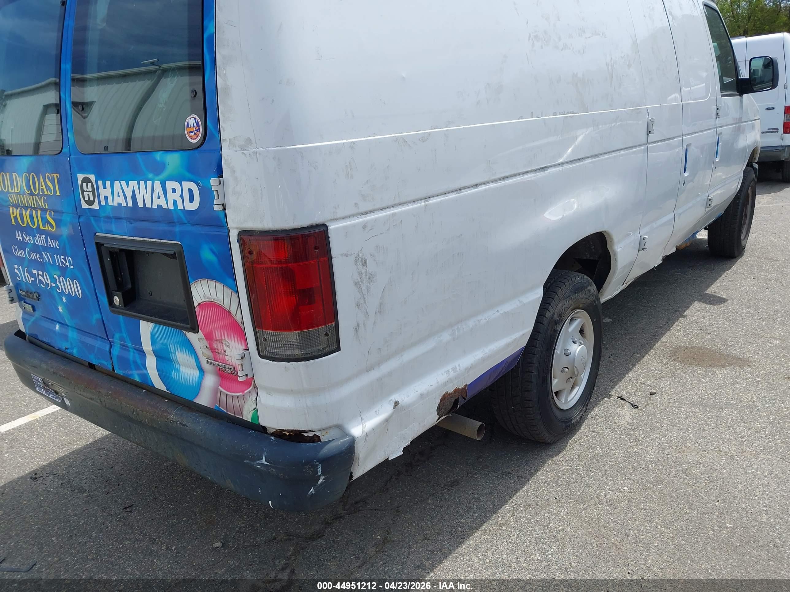 FORD E-250 image 6