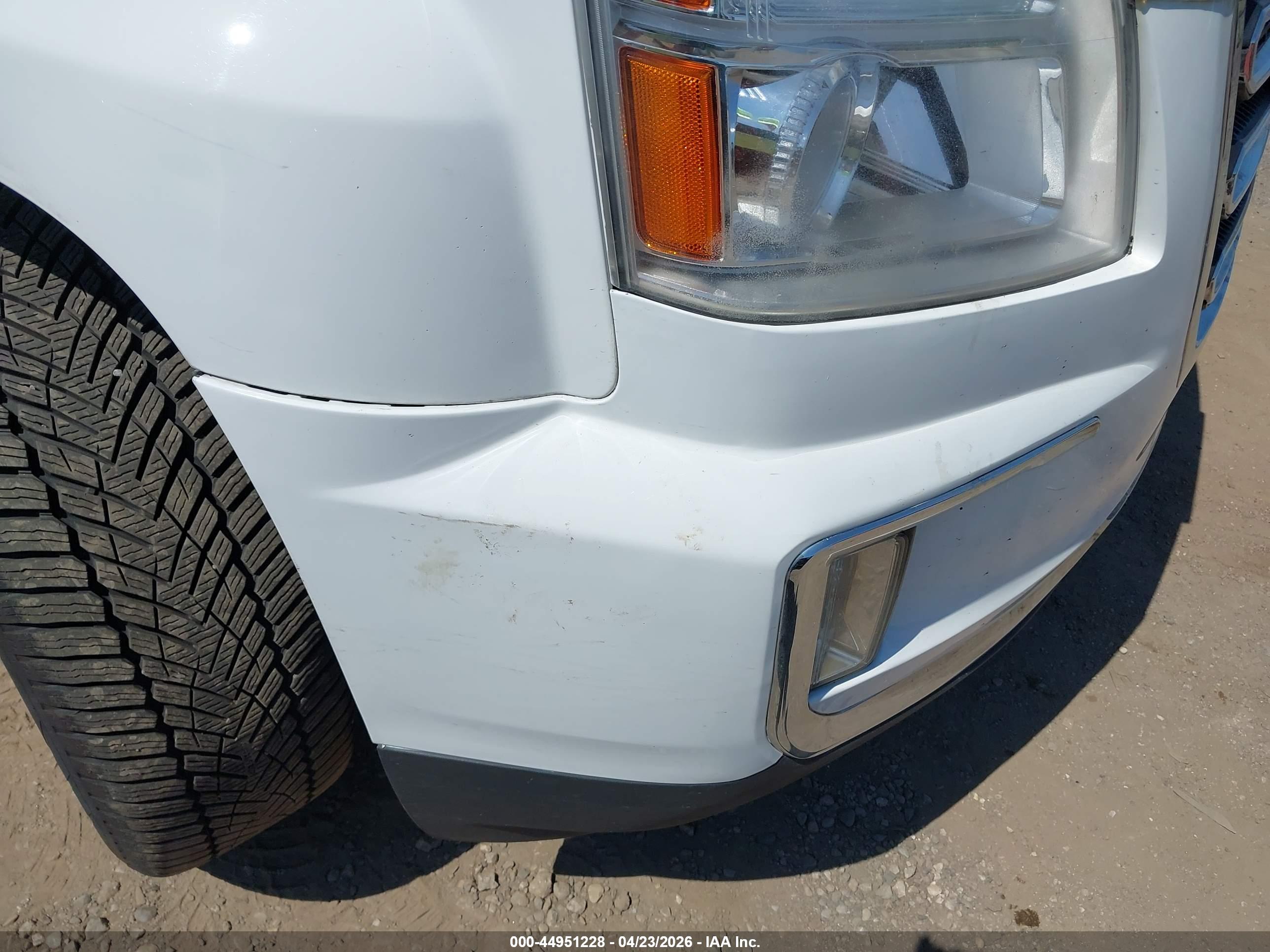 GMC TERRAIN image 6
