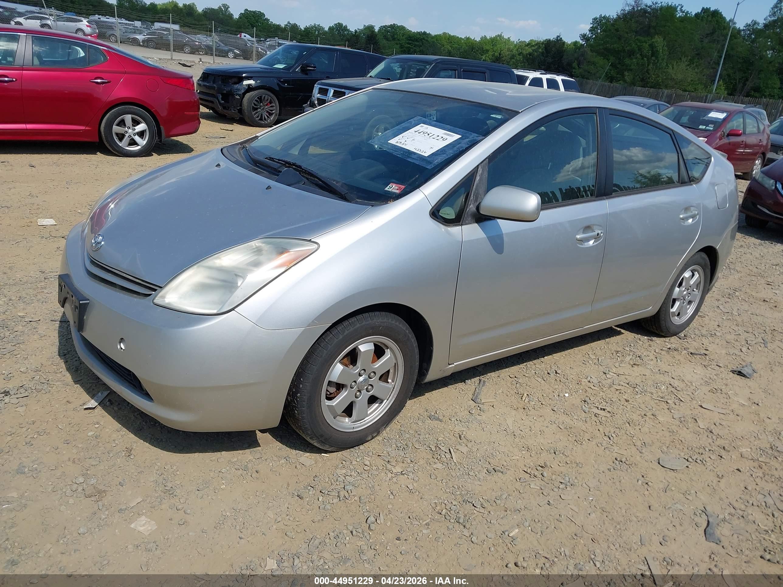 TOYOTA PRIUS image 2