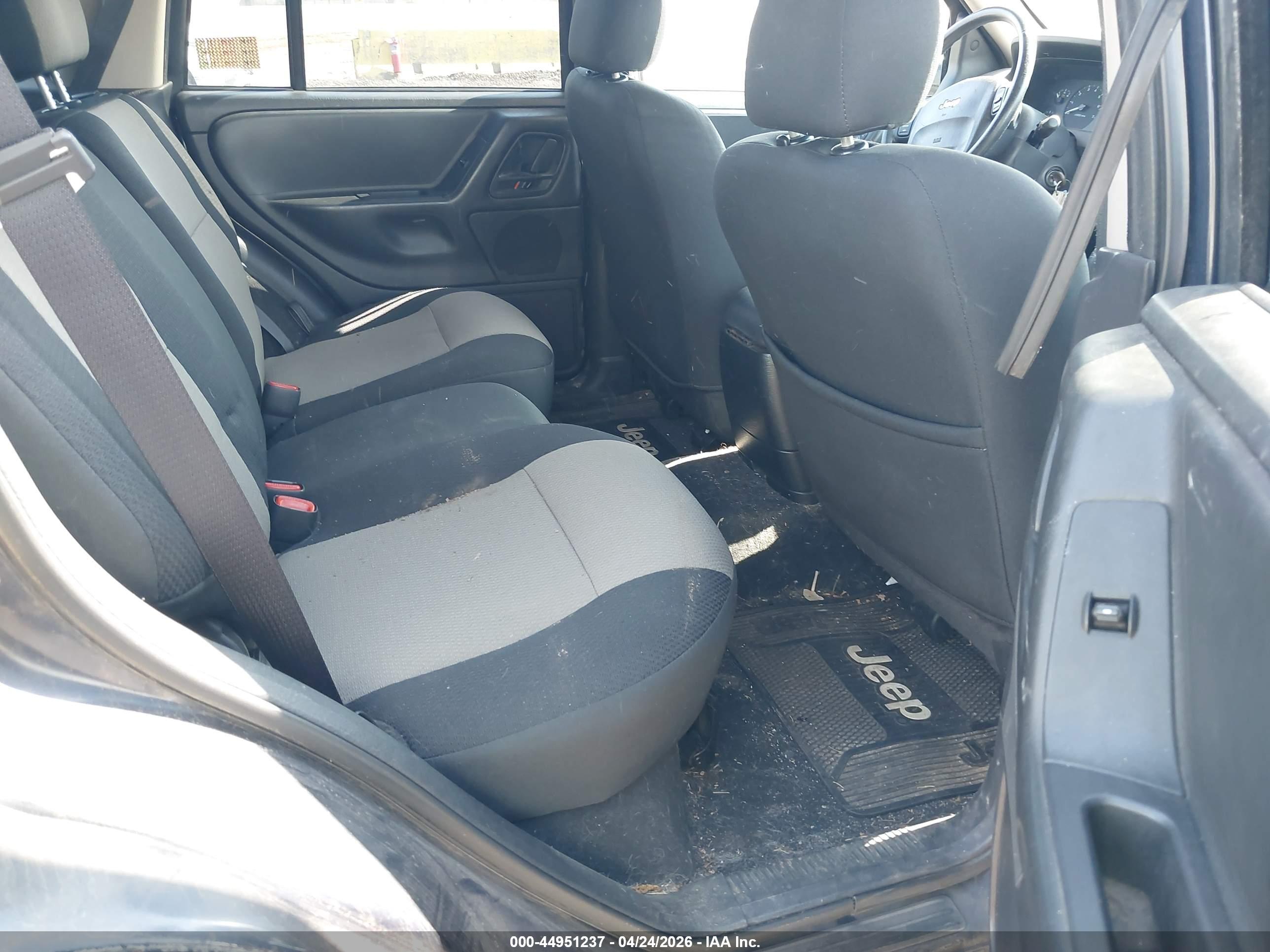 JEEP GRAND image 8