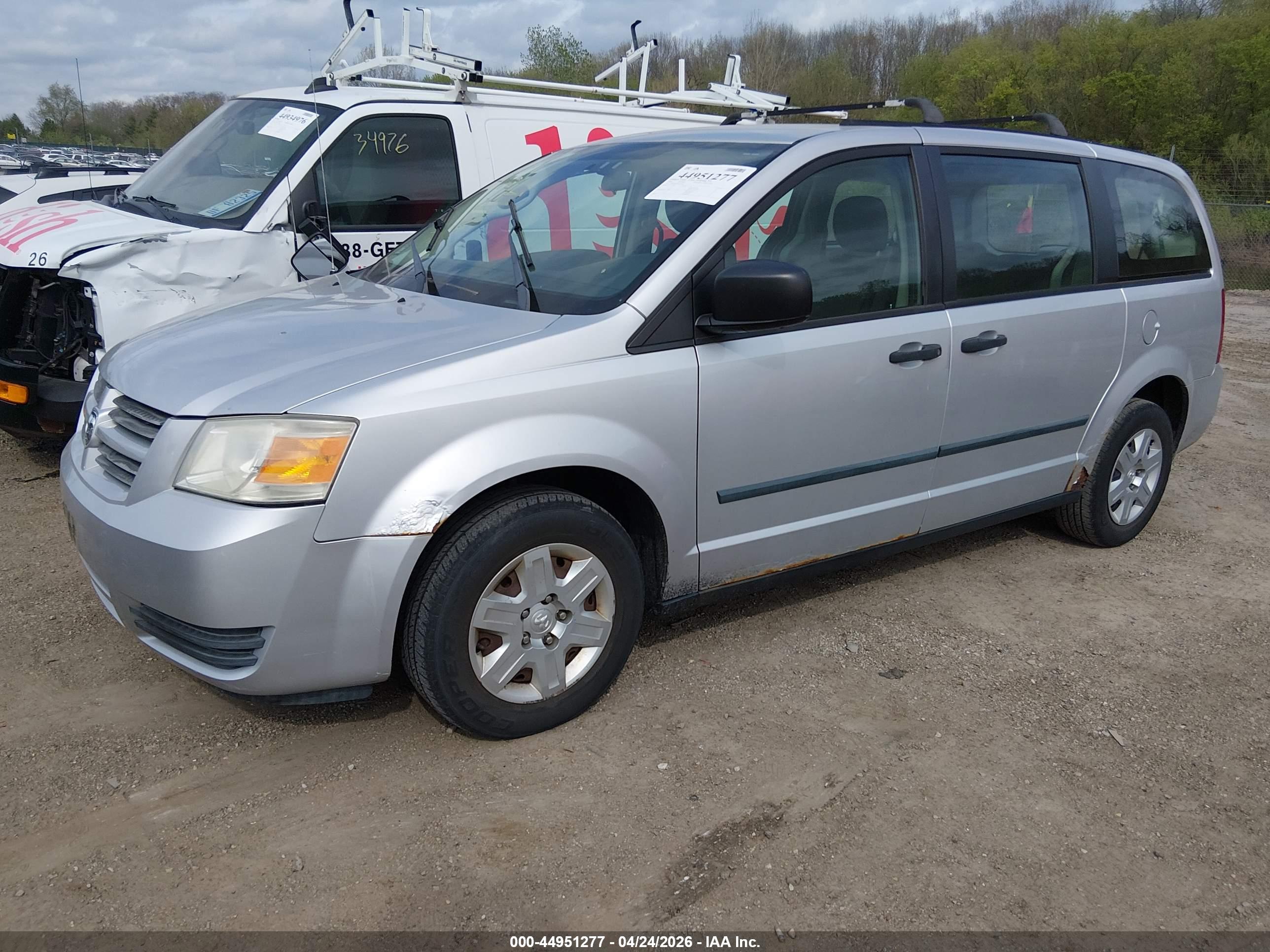 DODGE GRAND image 2