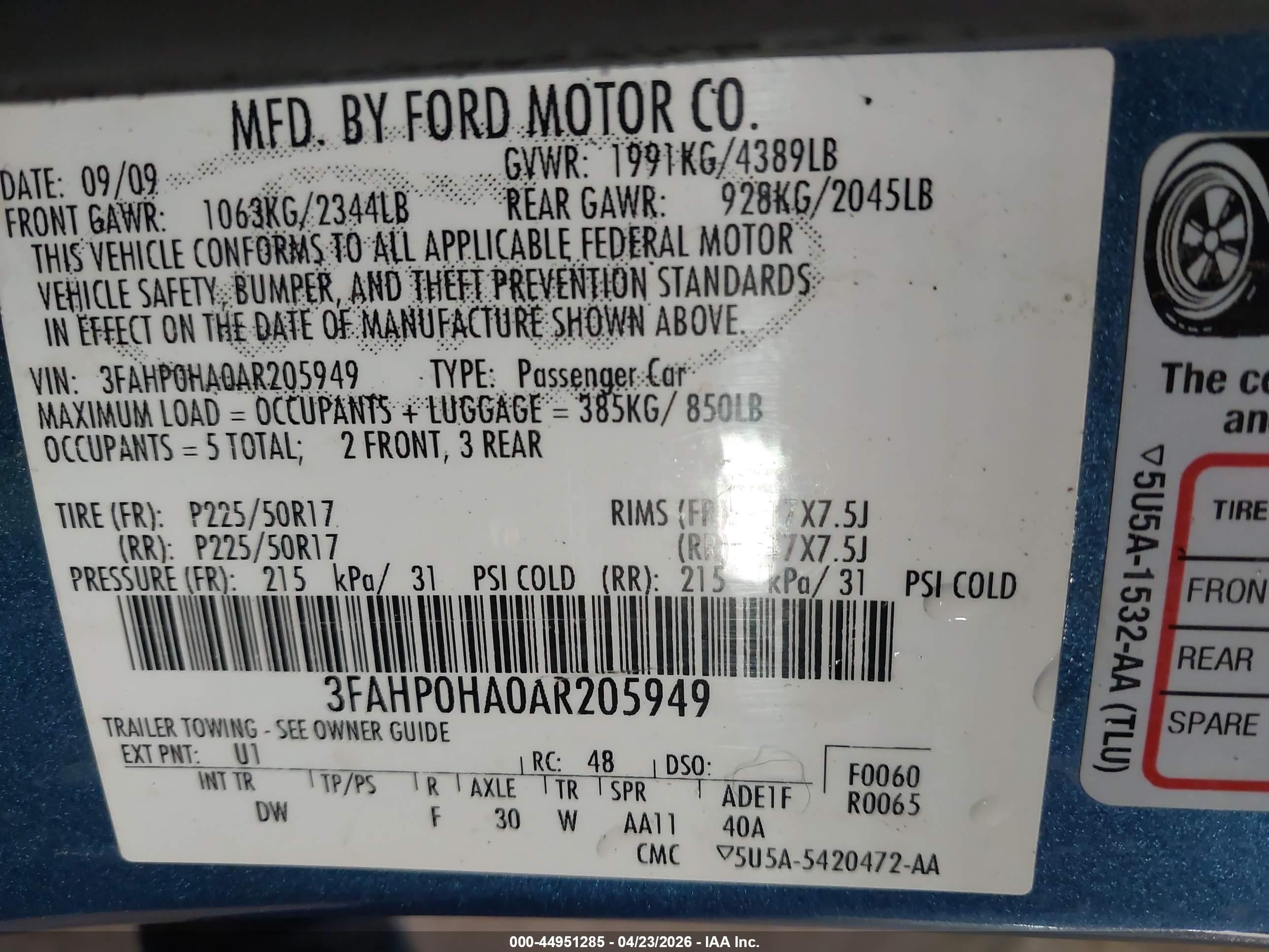 FORD FUSION image 9