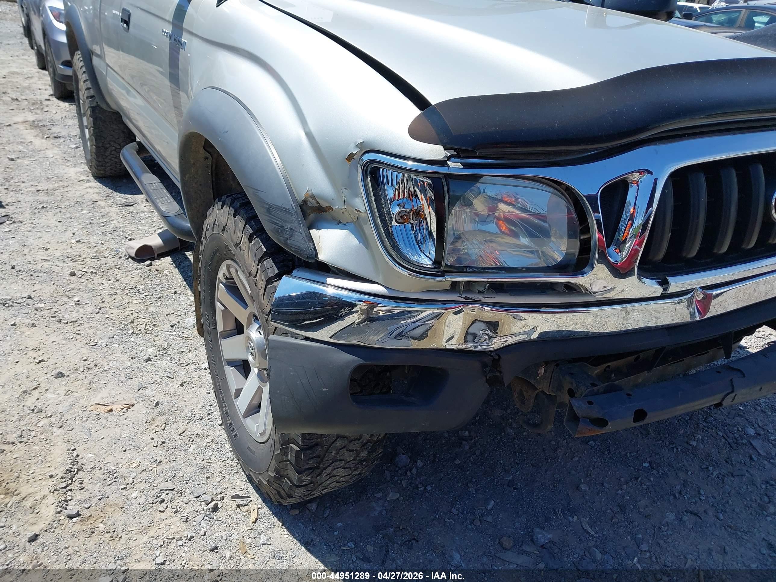 TOYOTA TACOMA image 6