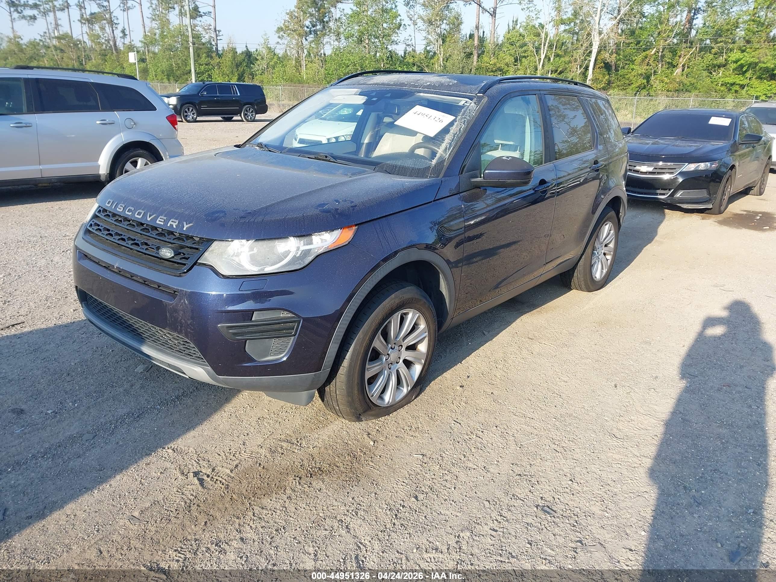 LAND ROVER image 2