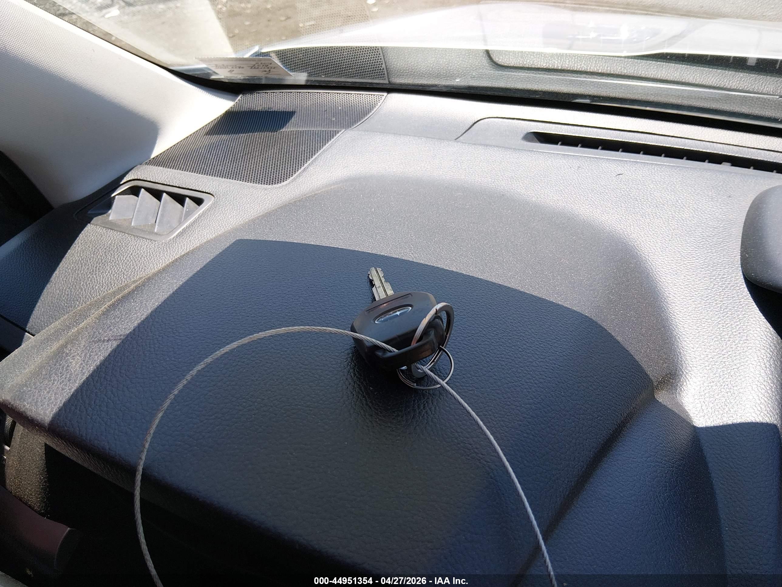SUBARU FORESTER image 11