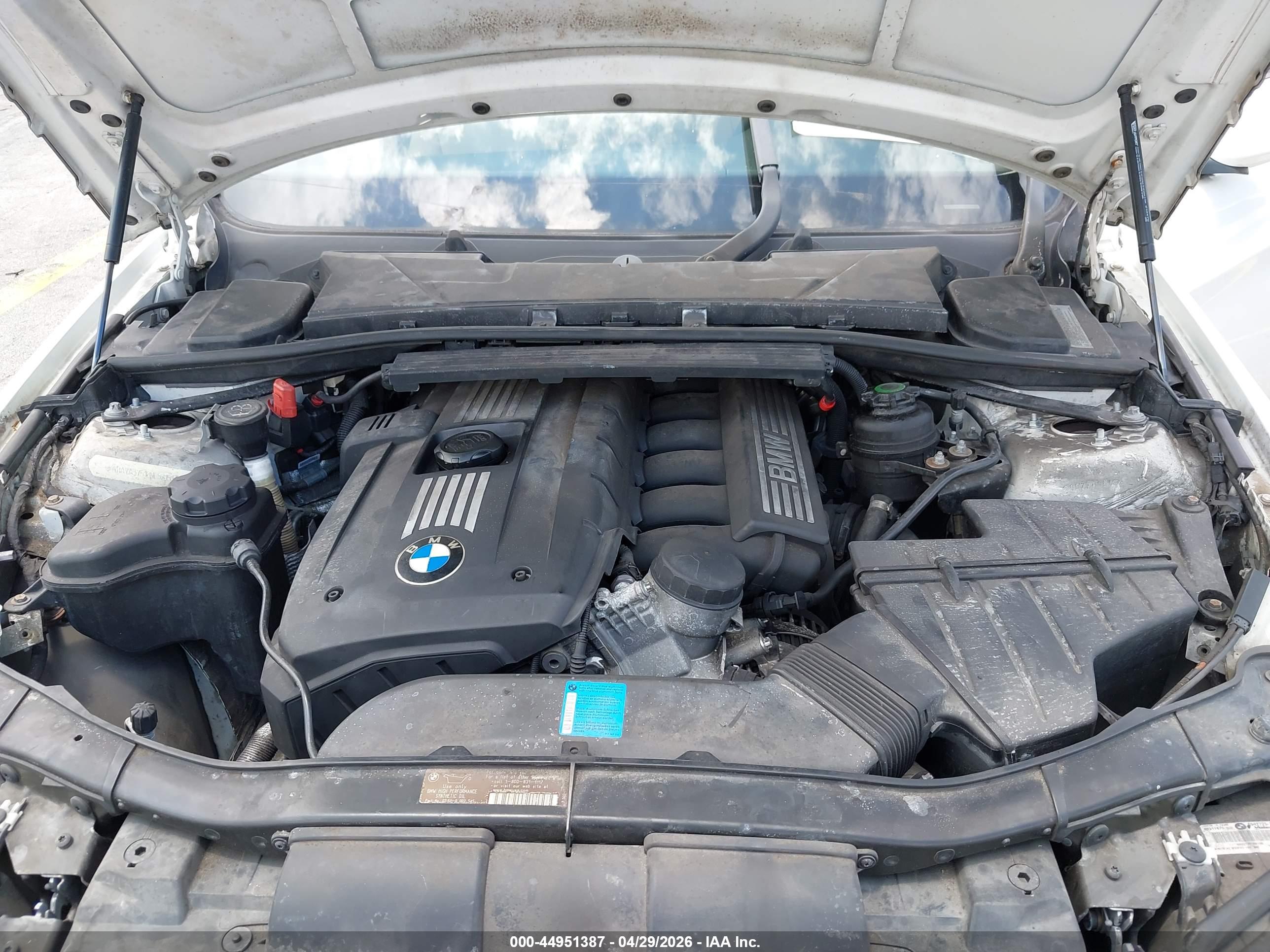 BMW 328I image 10