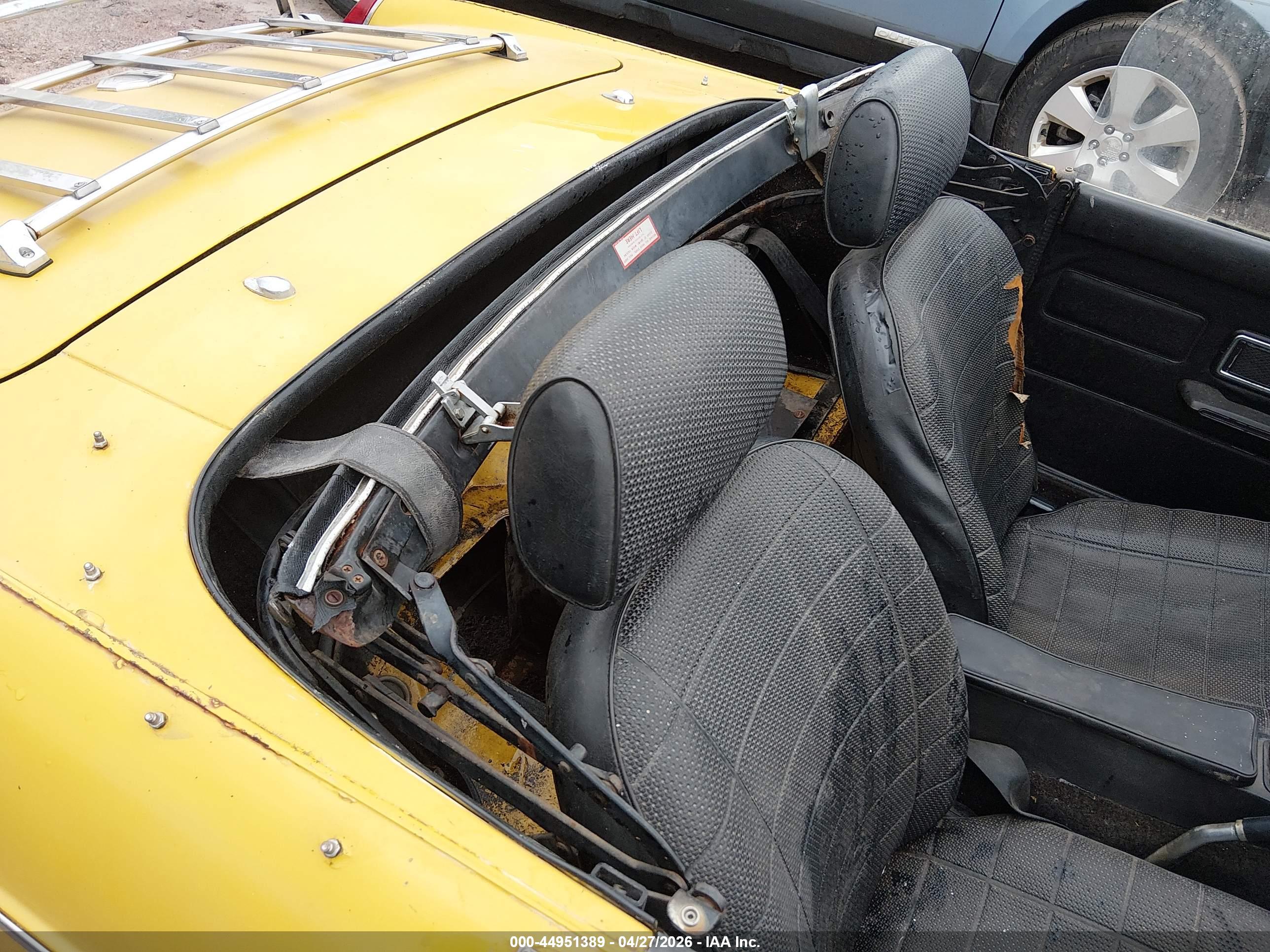 MGB MG image 8
