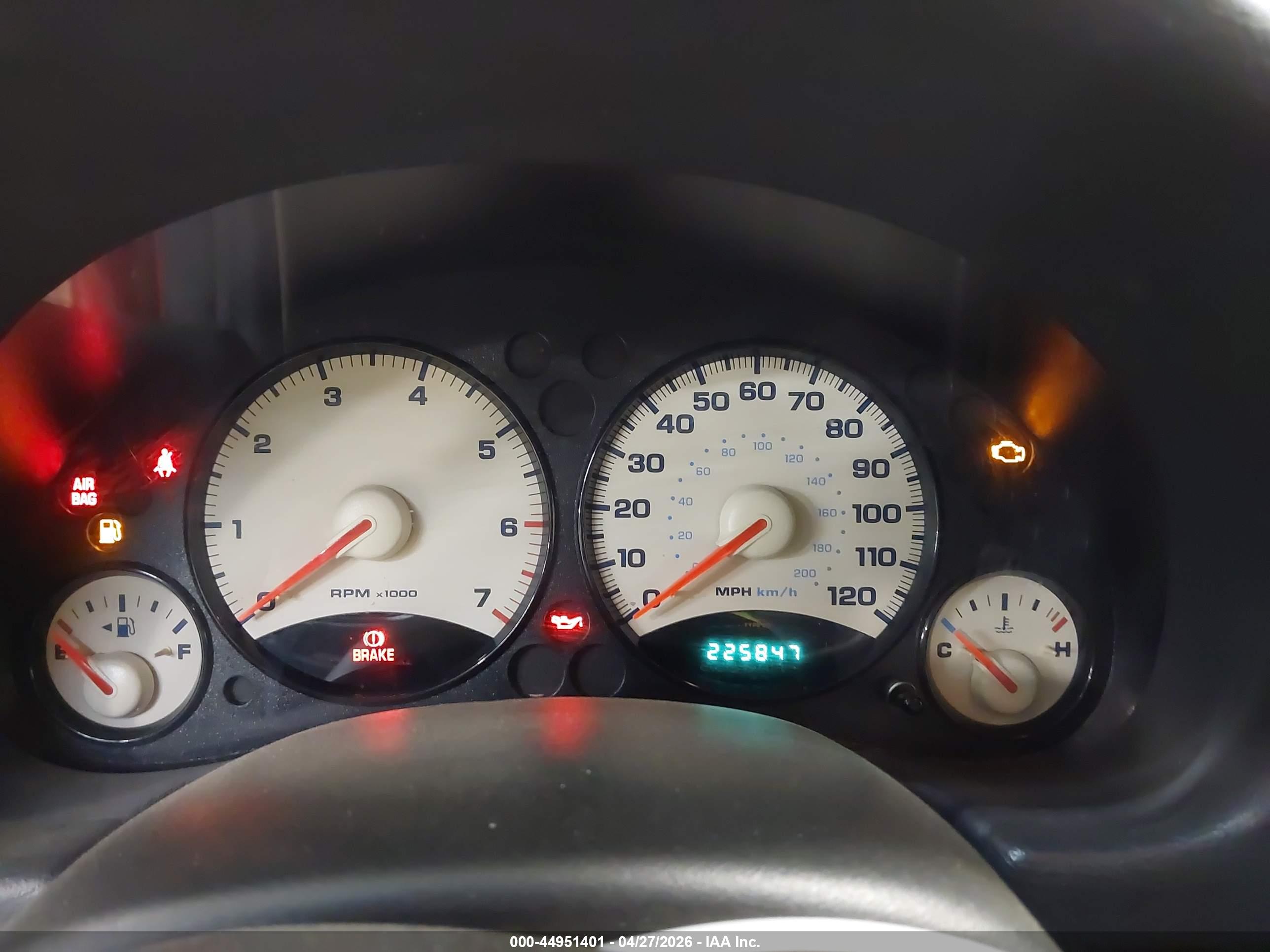 JEEP LIBERTY image 7