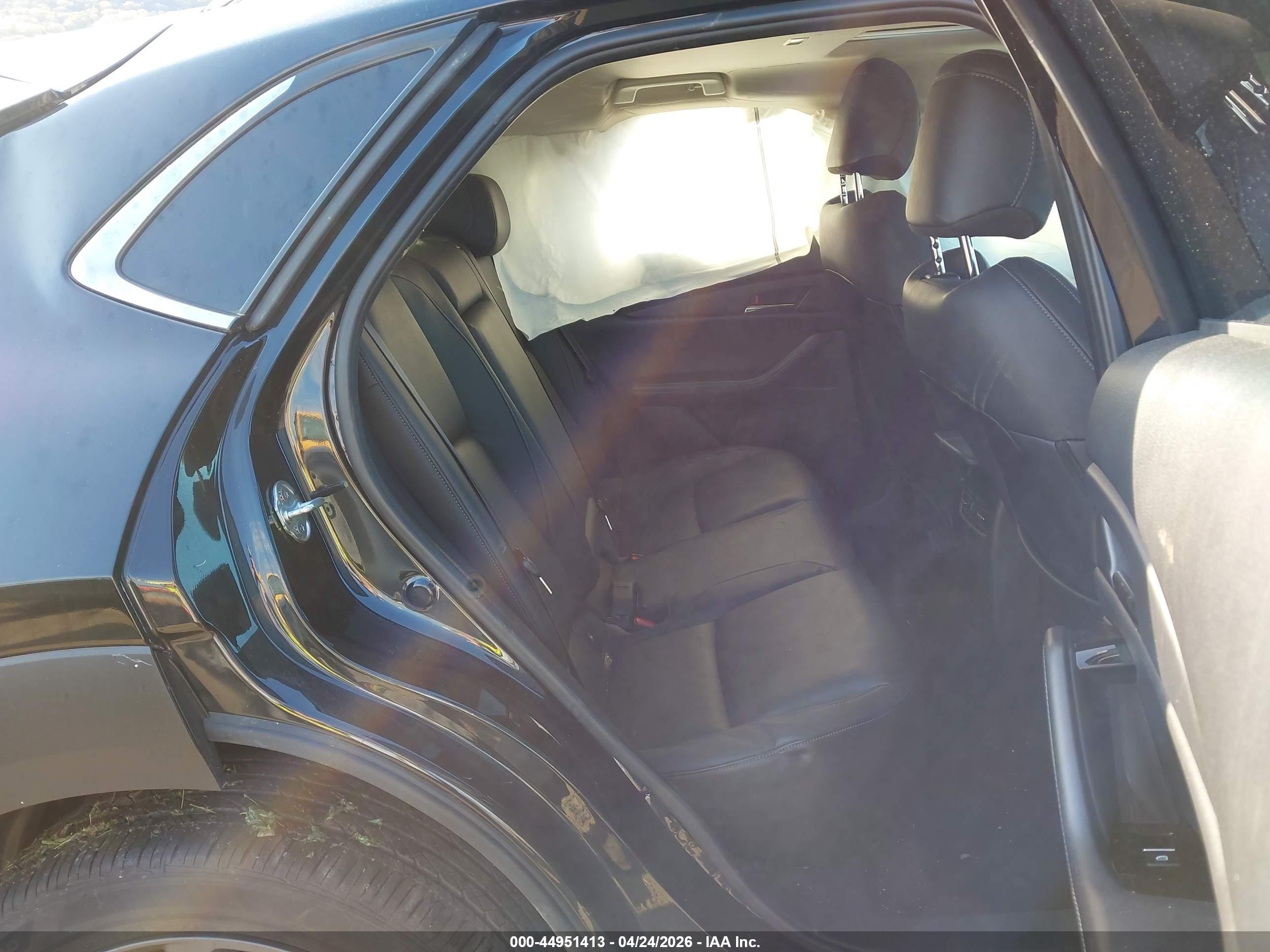 MAZDA CX-30 image 8