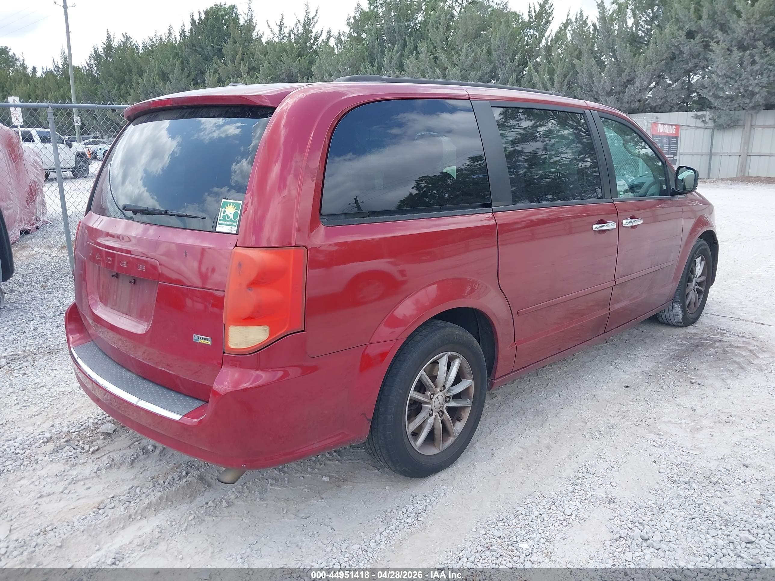 DODGE GRAND image 4
