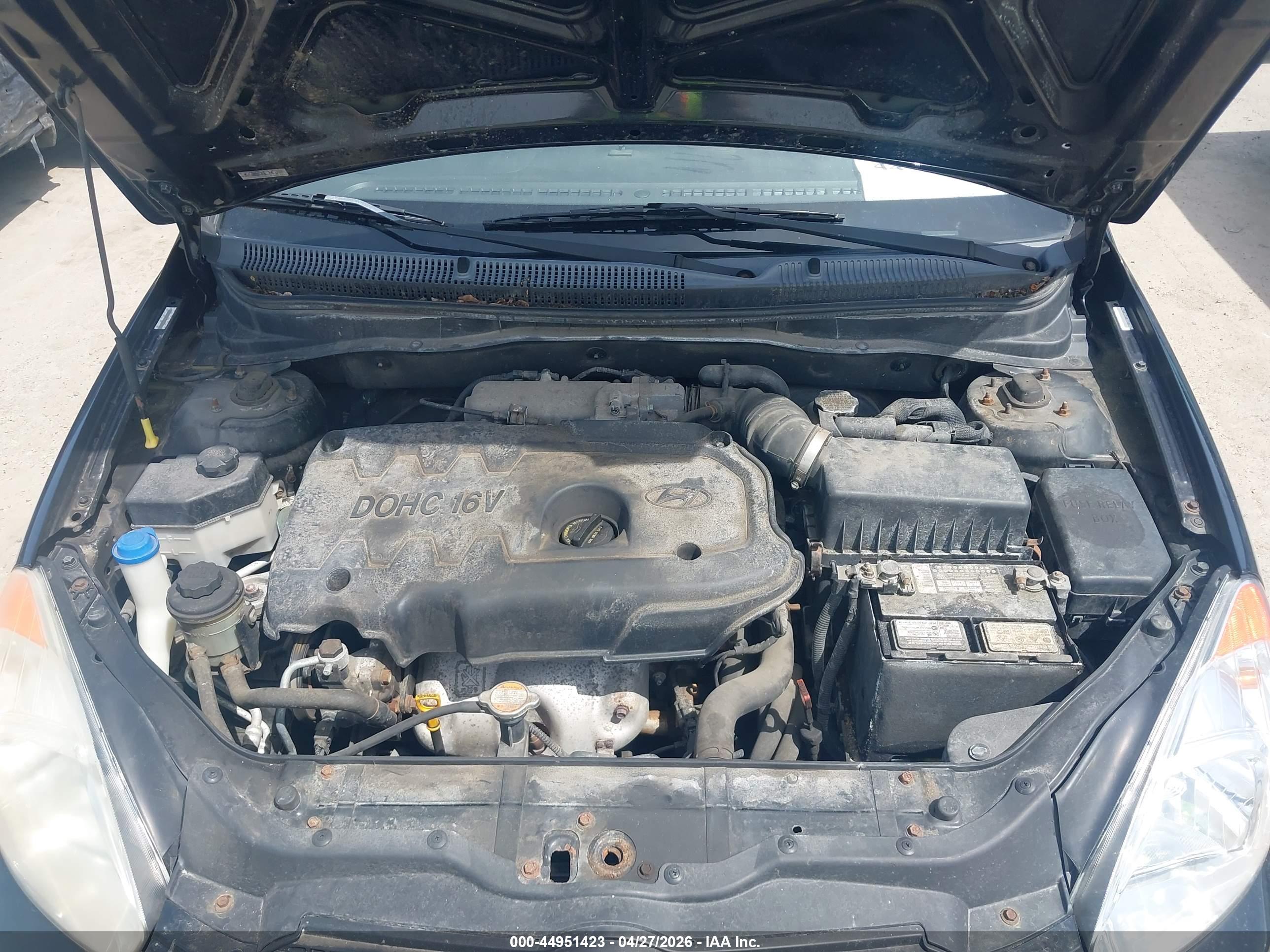 HYUNDAI ACCENT image 10