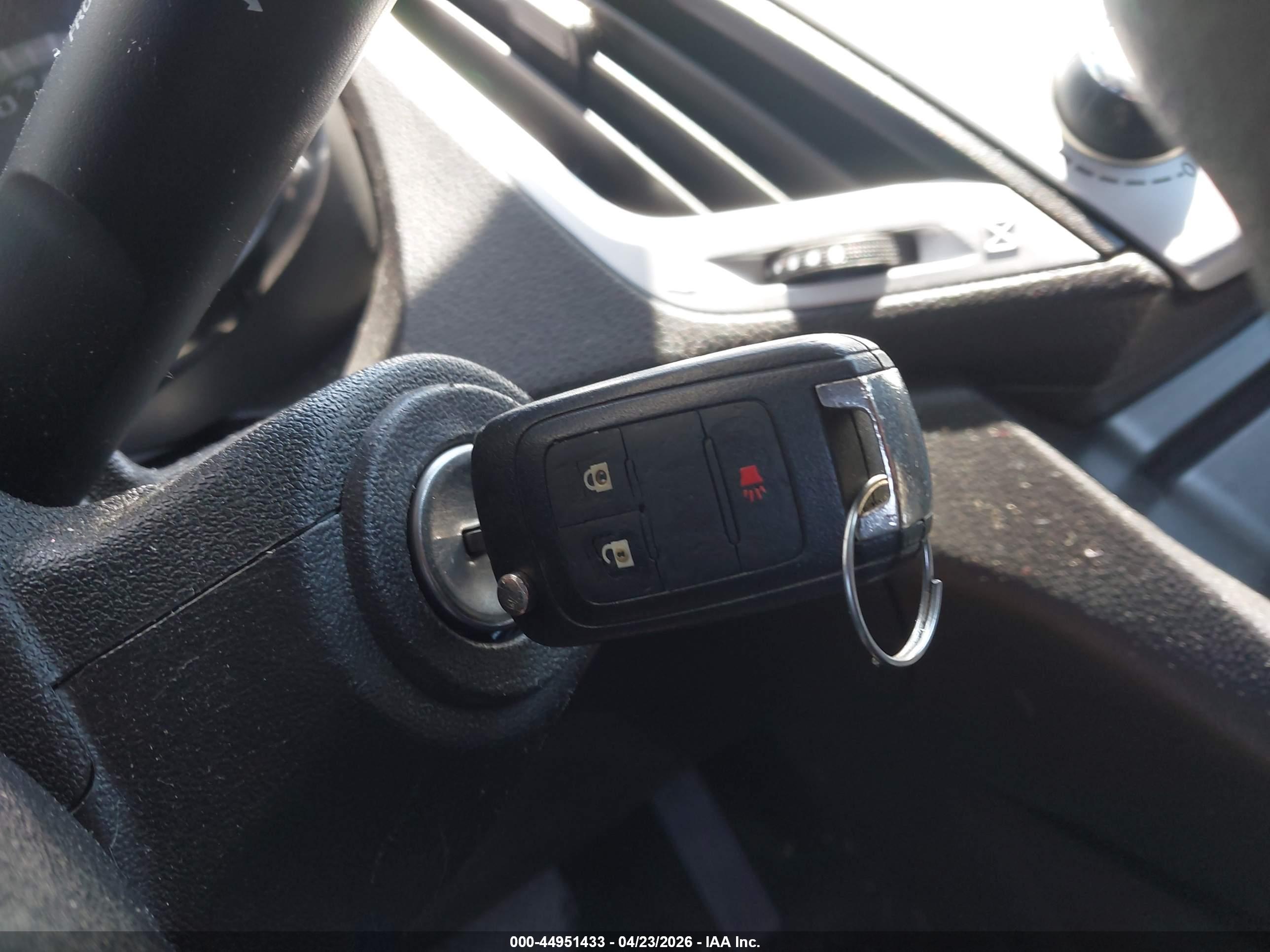 GMC TERRAIN image 11