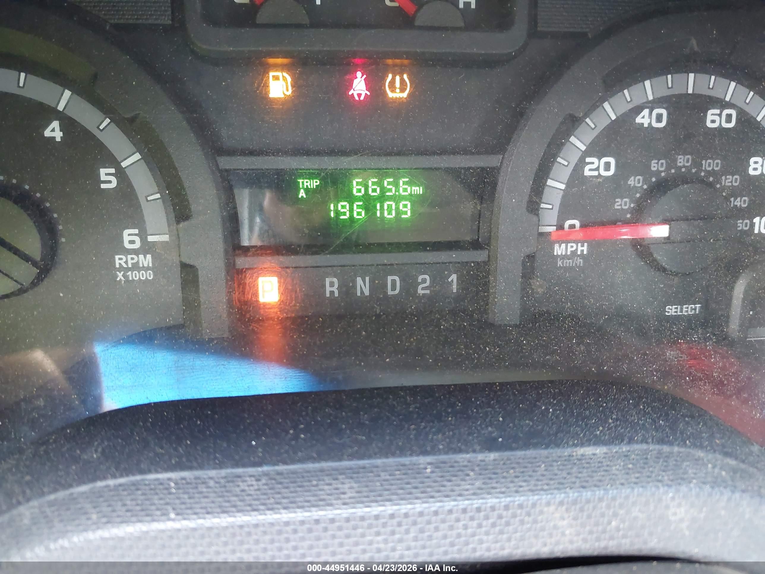 FORD E-250 image 7
