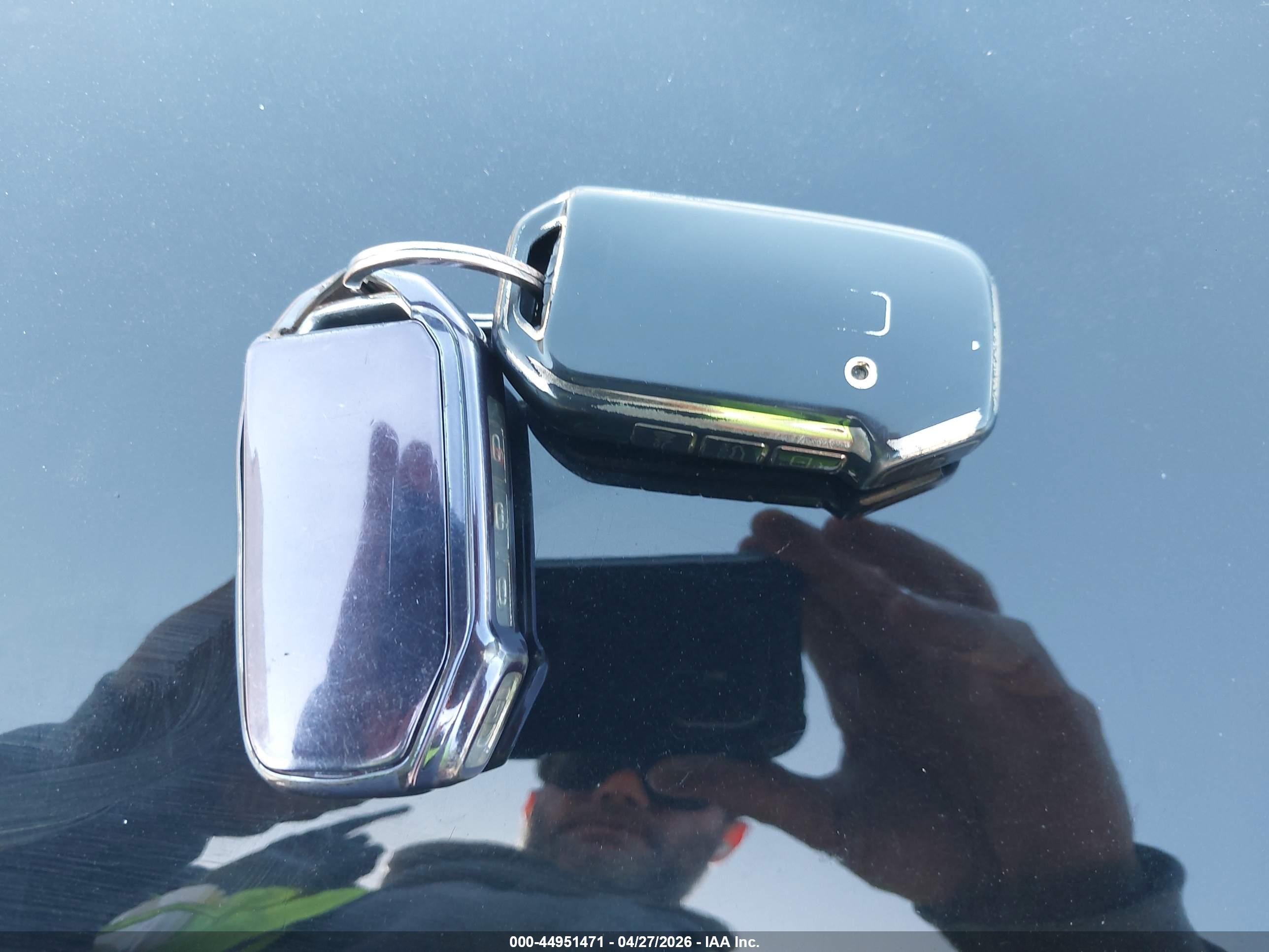KIA NIRO image 11