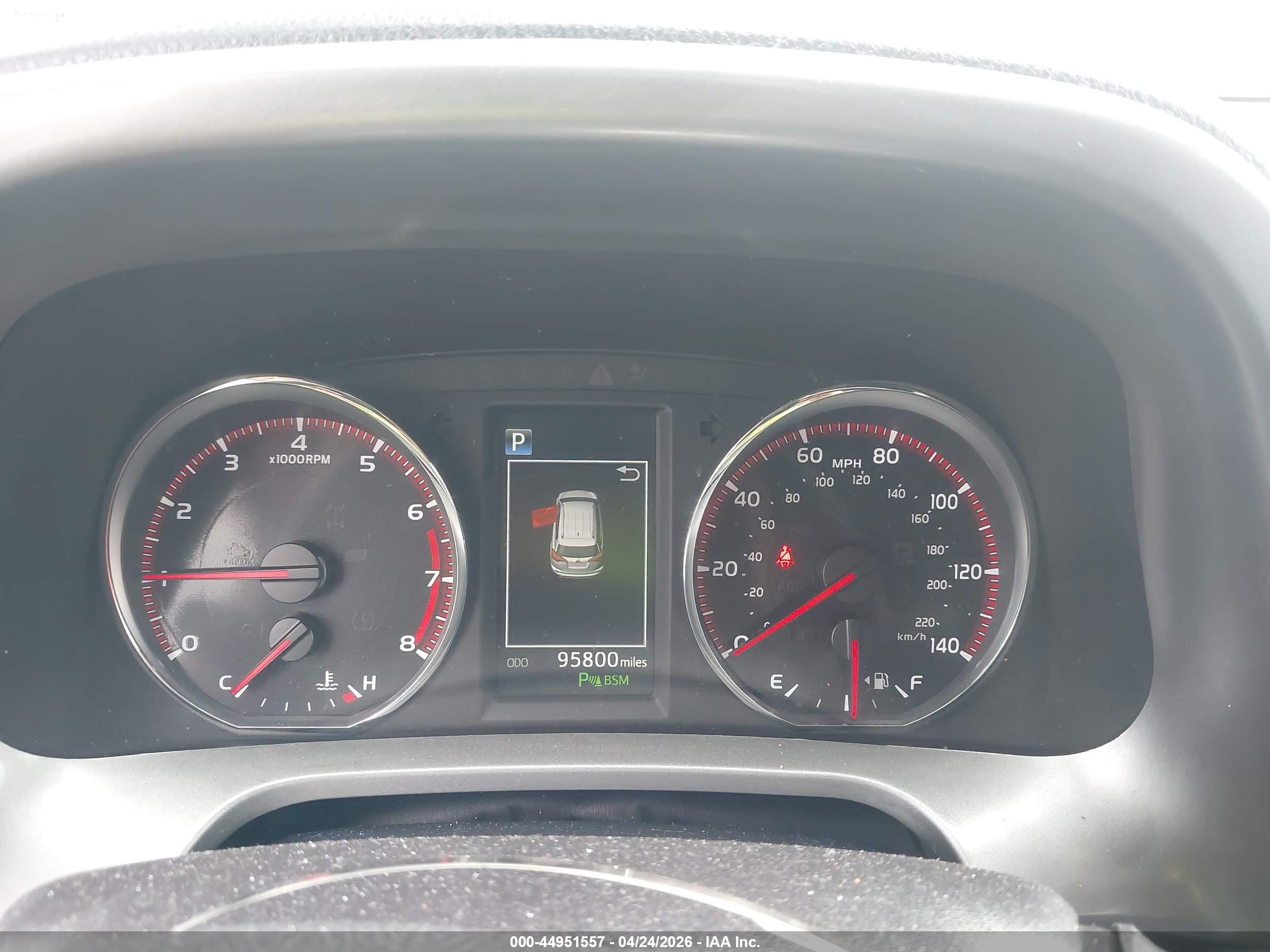 TOYOTA RAV4 image 7