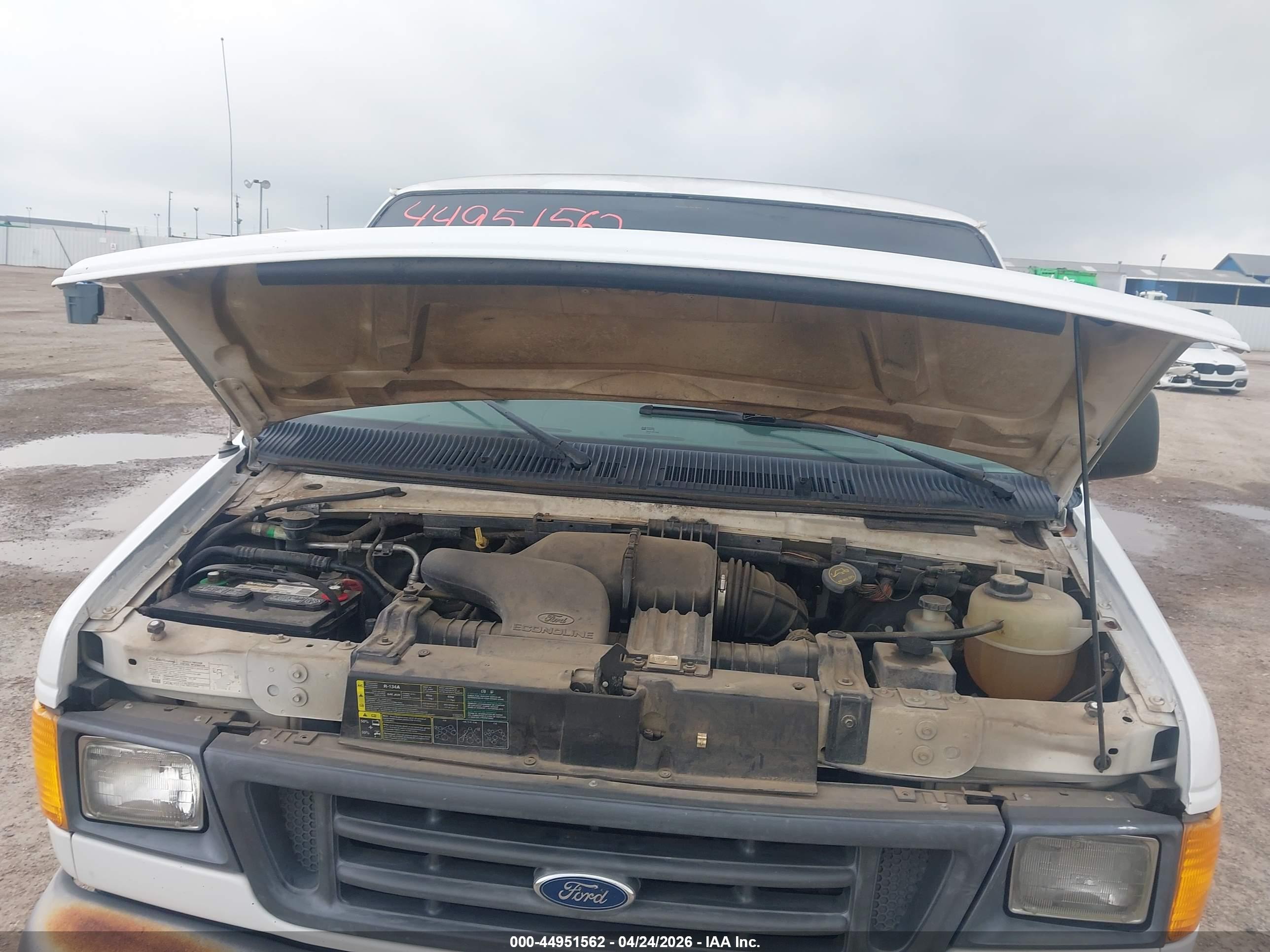 FORD E-150 image 10