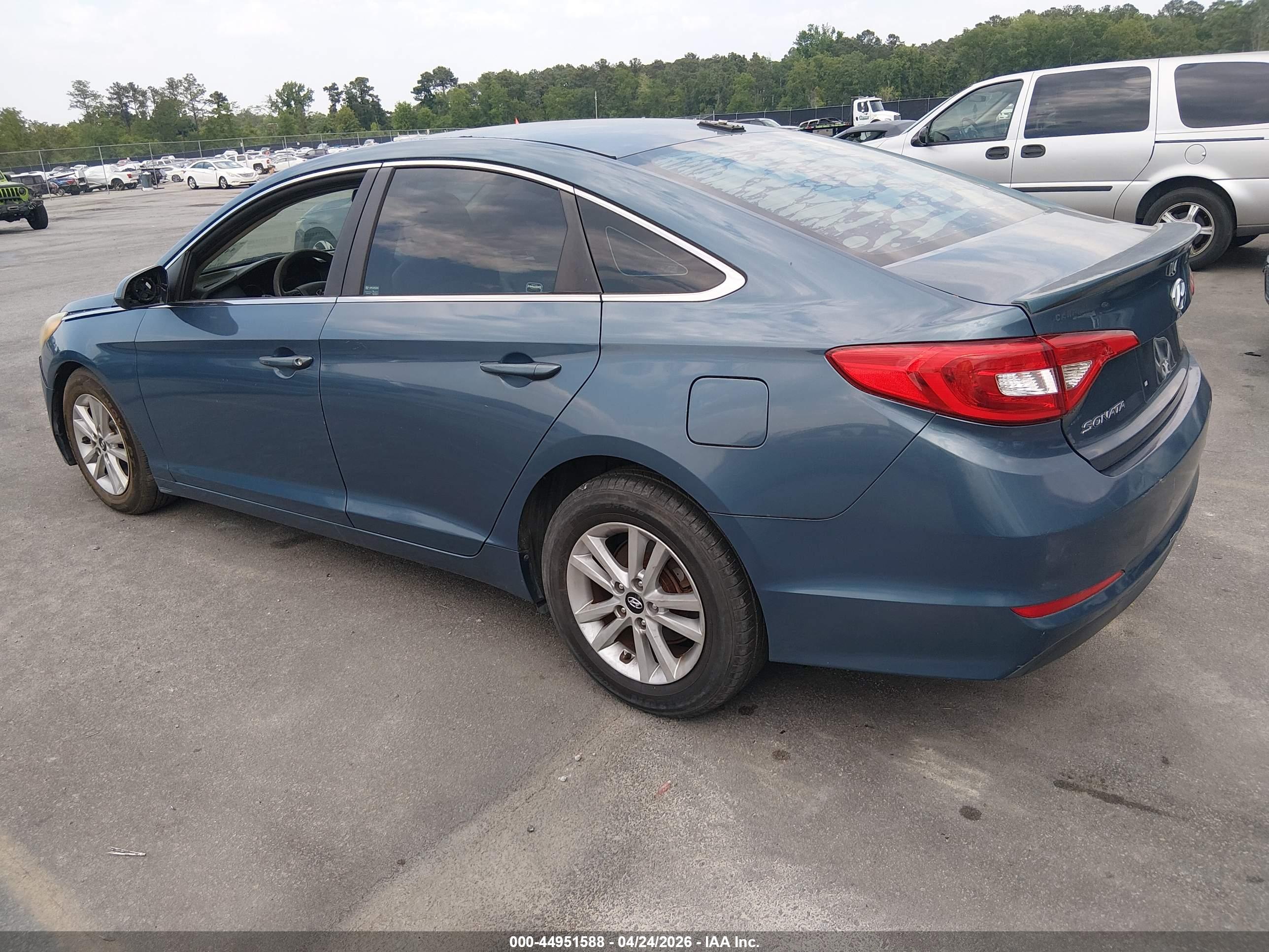 HYUNDAI SONATA image 3